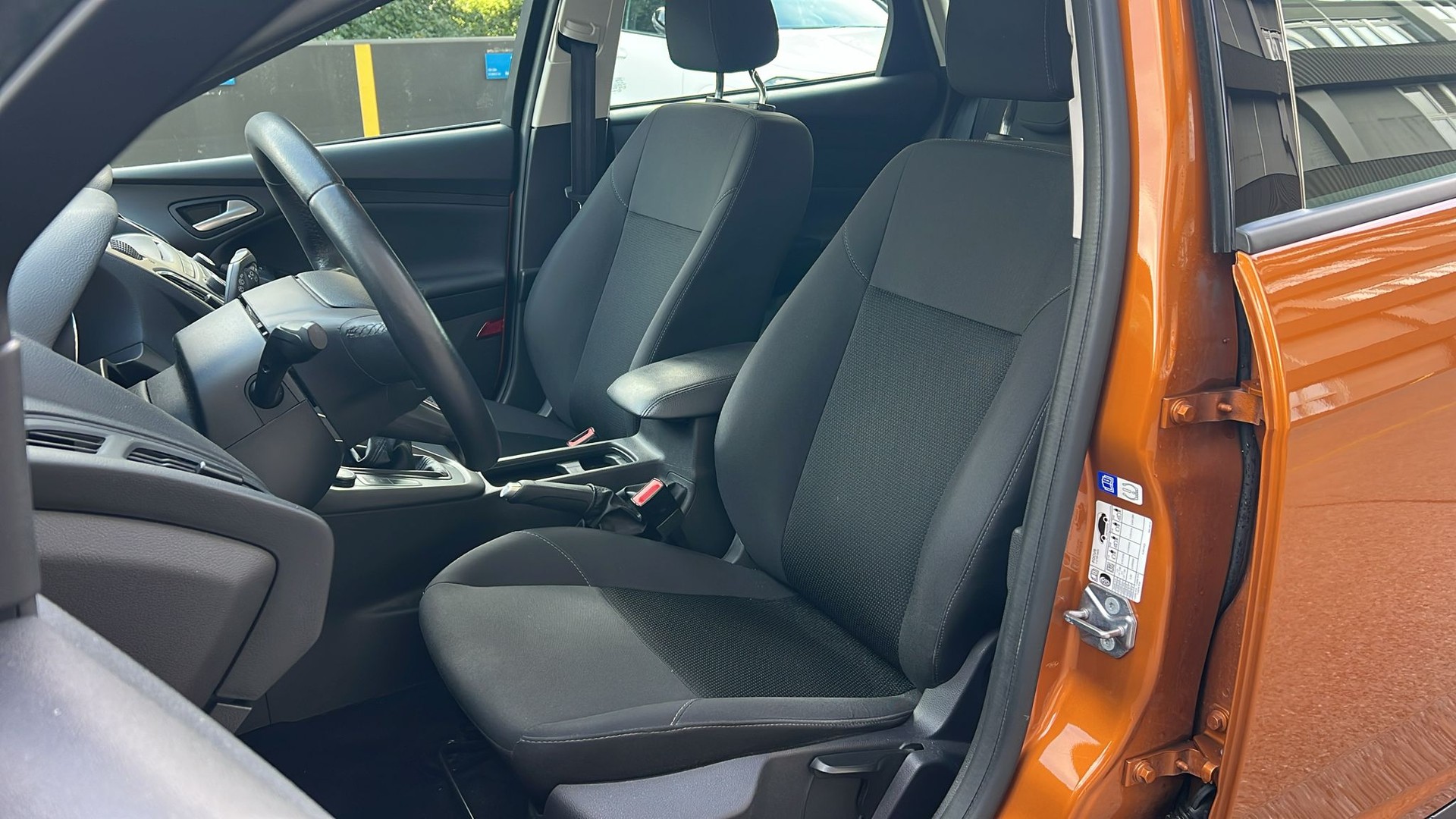 FORD Focus 1.0 SCTi 99g Trend-image-10