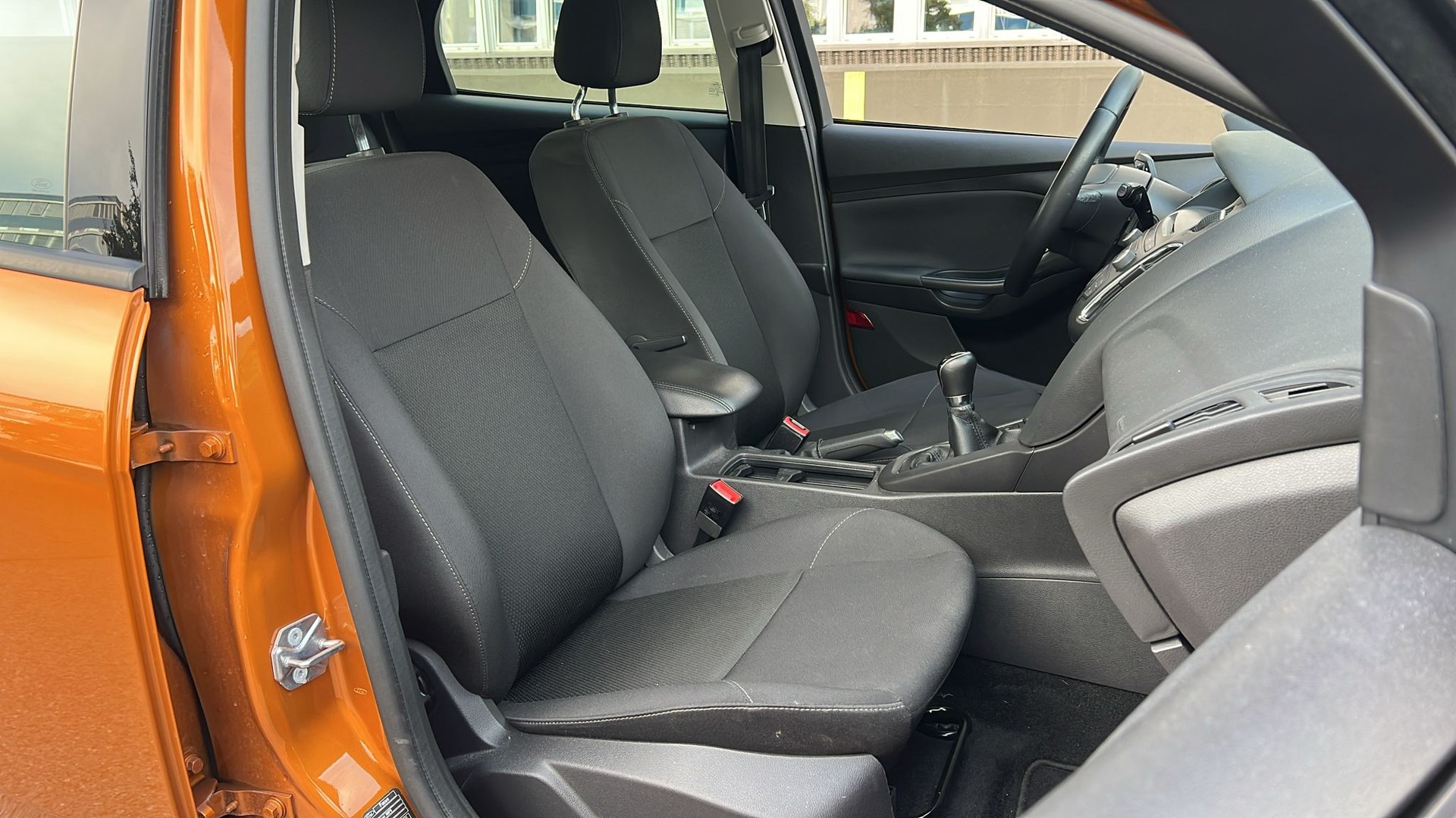 FORD Focus 1.0 SCTi 99g Trend-image-13
