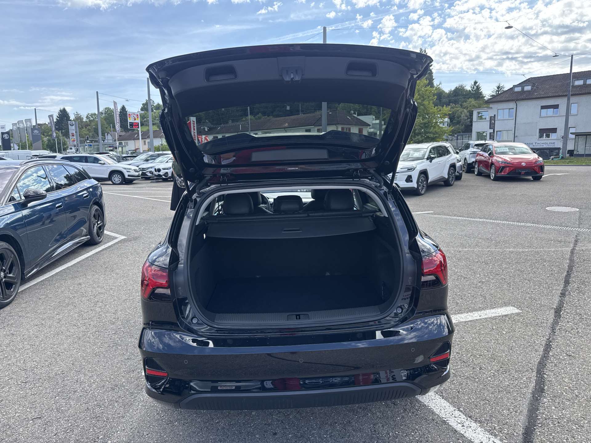 MG 5 EV 61kWh Luxury Automat-image-7