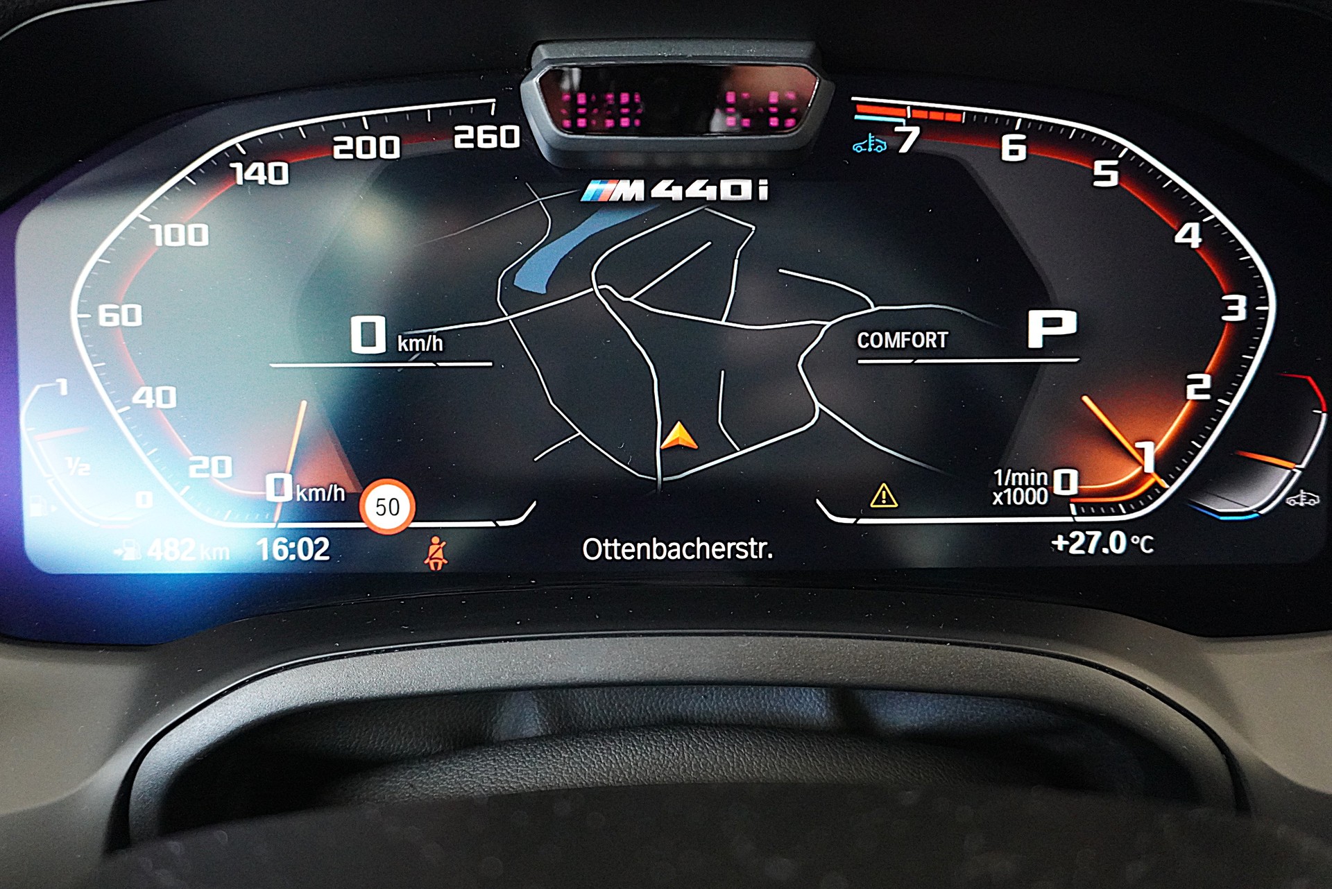 BMW M440i xDrive 48V Cabriolet Steptronic-image-21
