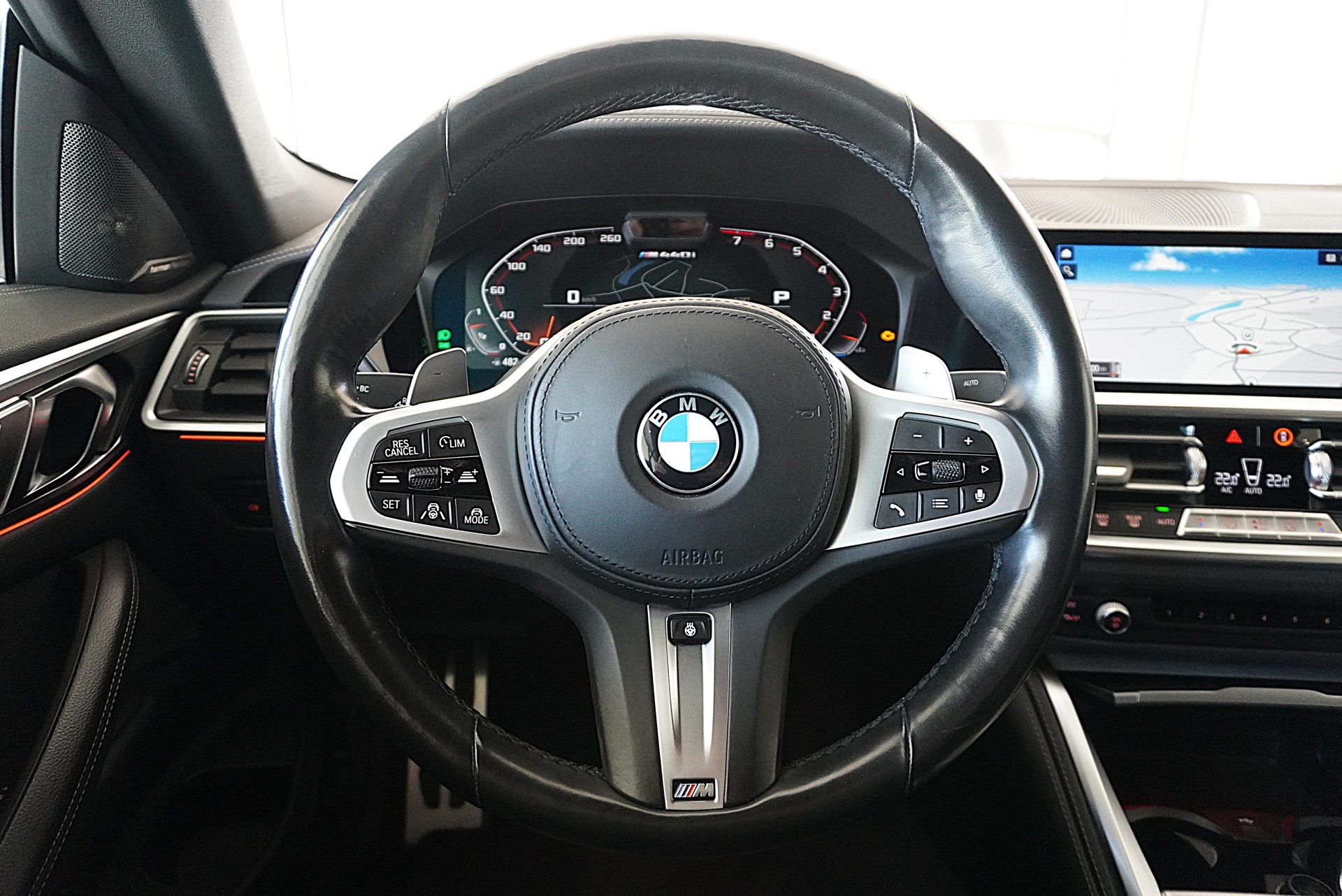 BMW M440i xDrive 48V Cabriolet Steptronic-image-14