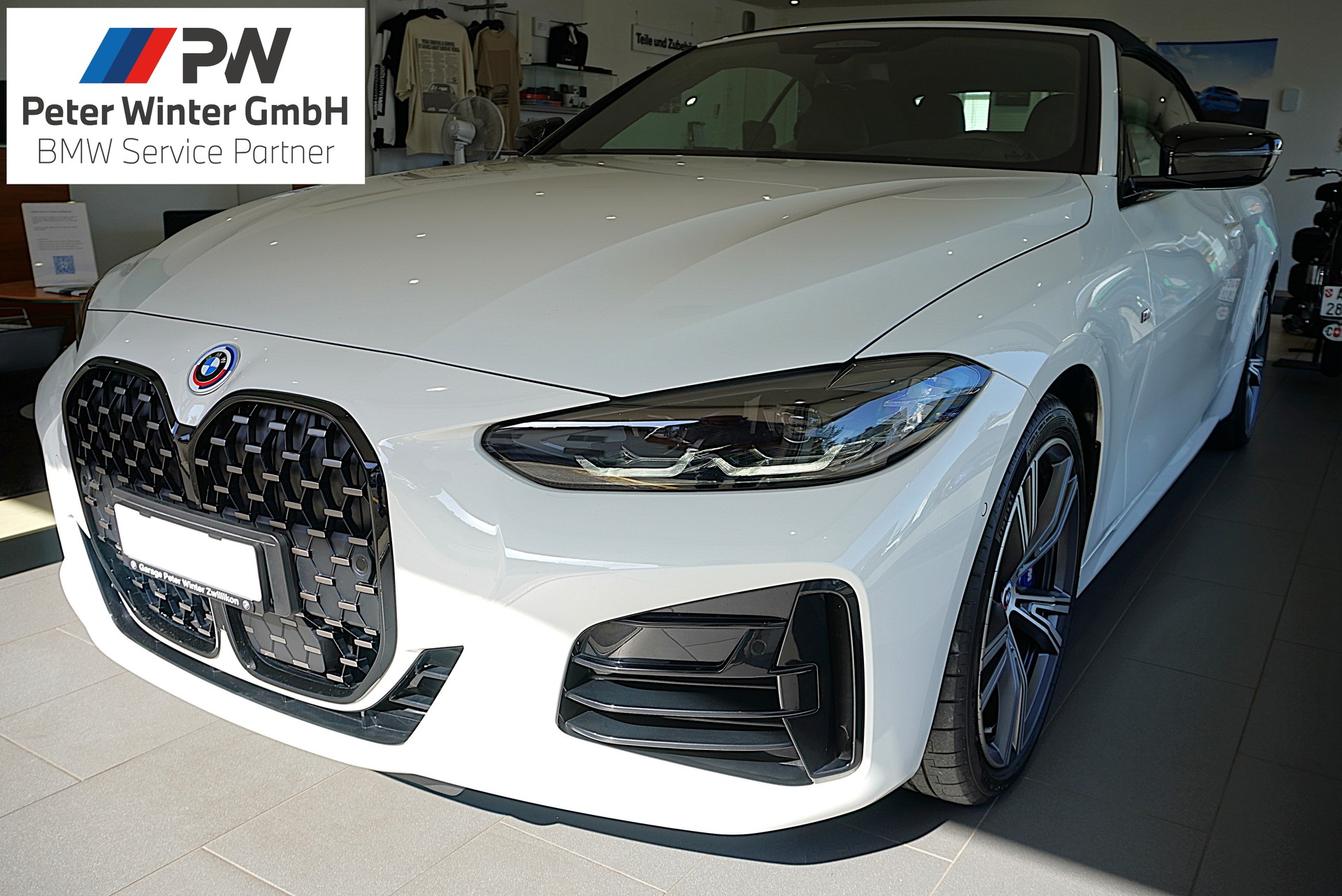 BMW M440i xDrive 48V Cabriolet Steptronic-image-0