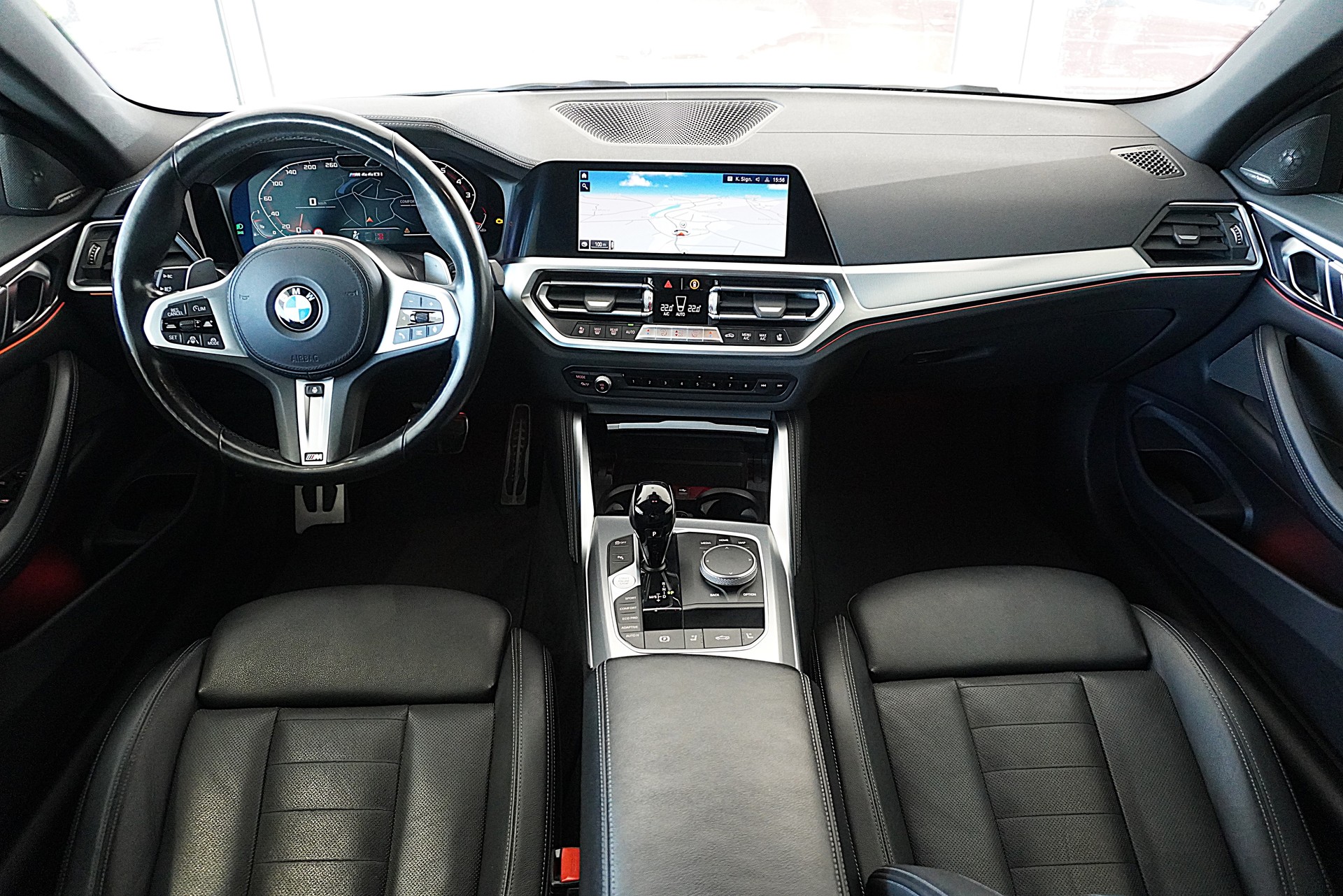 BMW M440i xDrive 48V Cabriolet Steptronic-image-13
