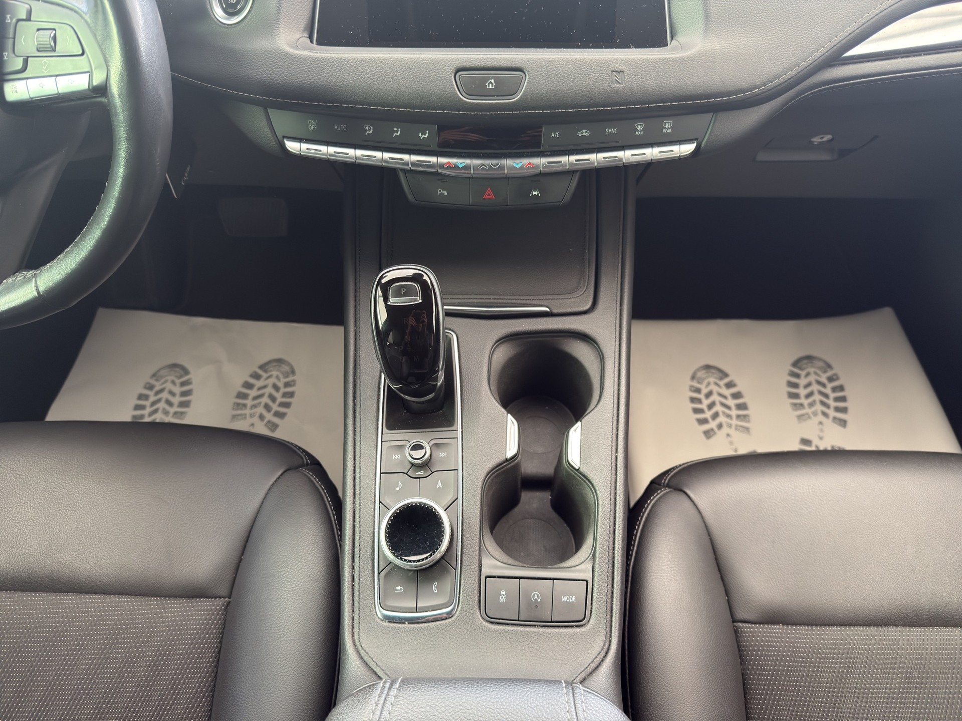 CADILLAC XT4 350D 2.0 Premium Luxury Automat-image-10