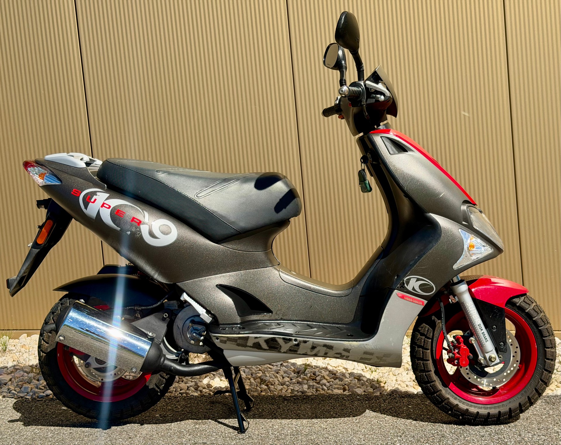 KYMCO Super 9-50-showroom-element-3
