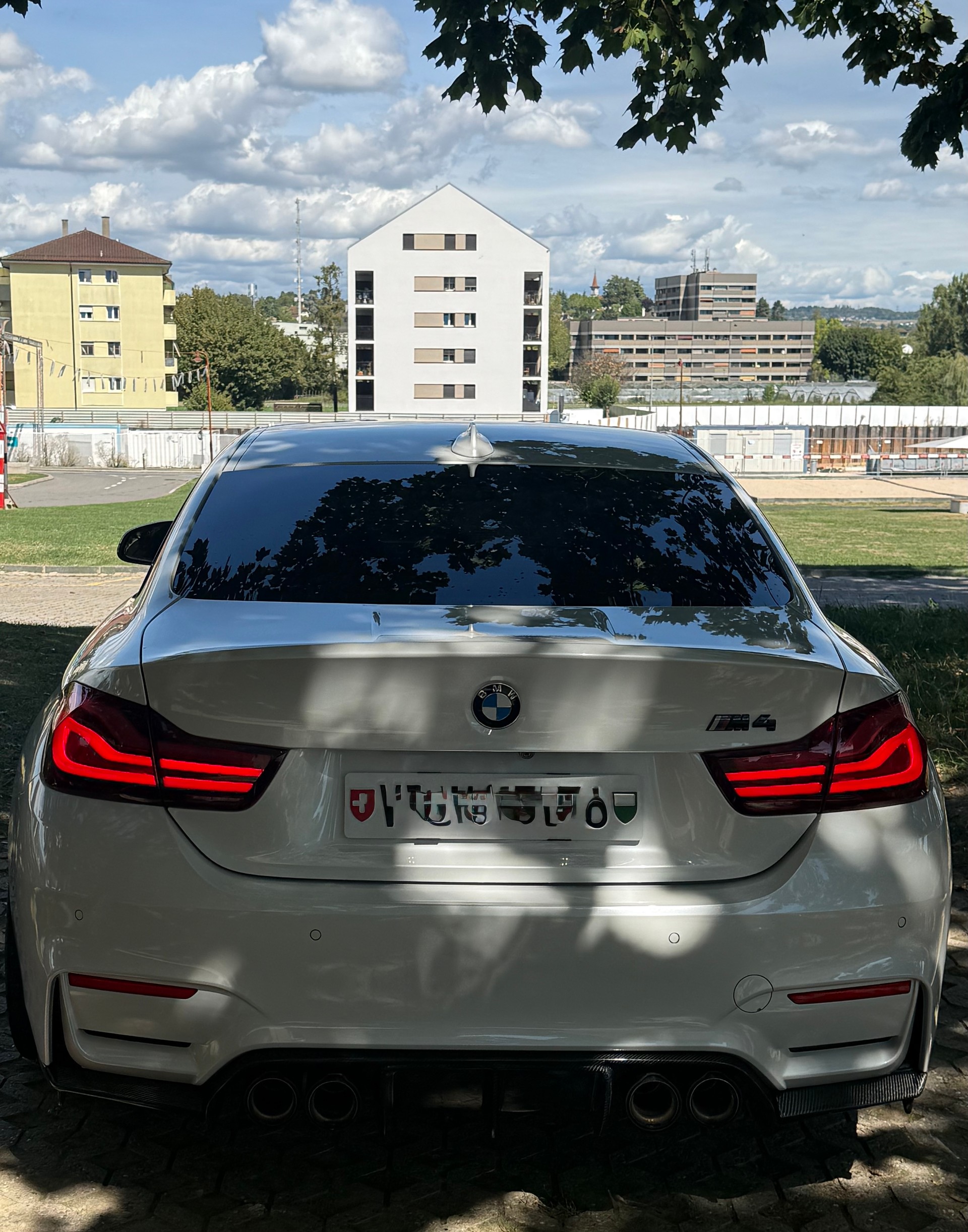 BMW M4 Coupé Competition DKG-image-4