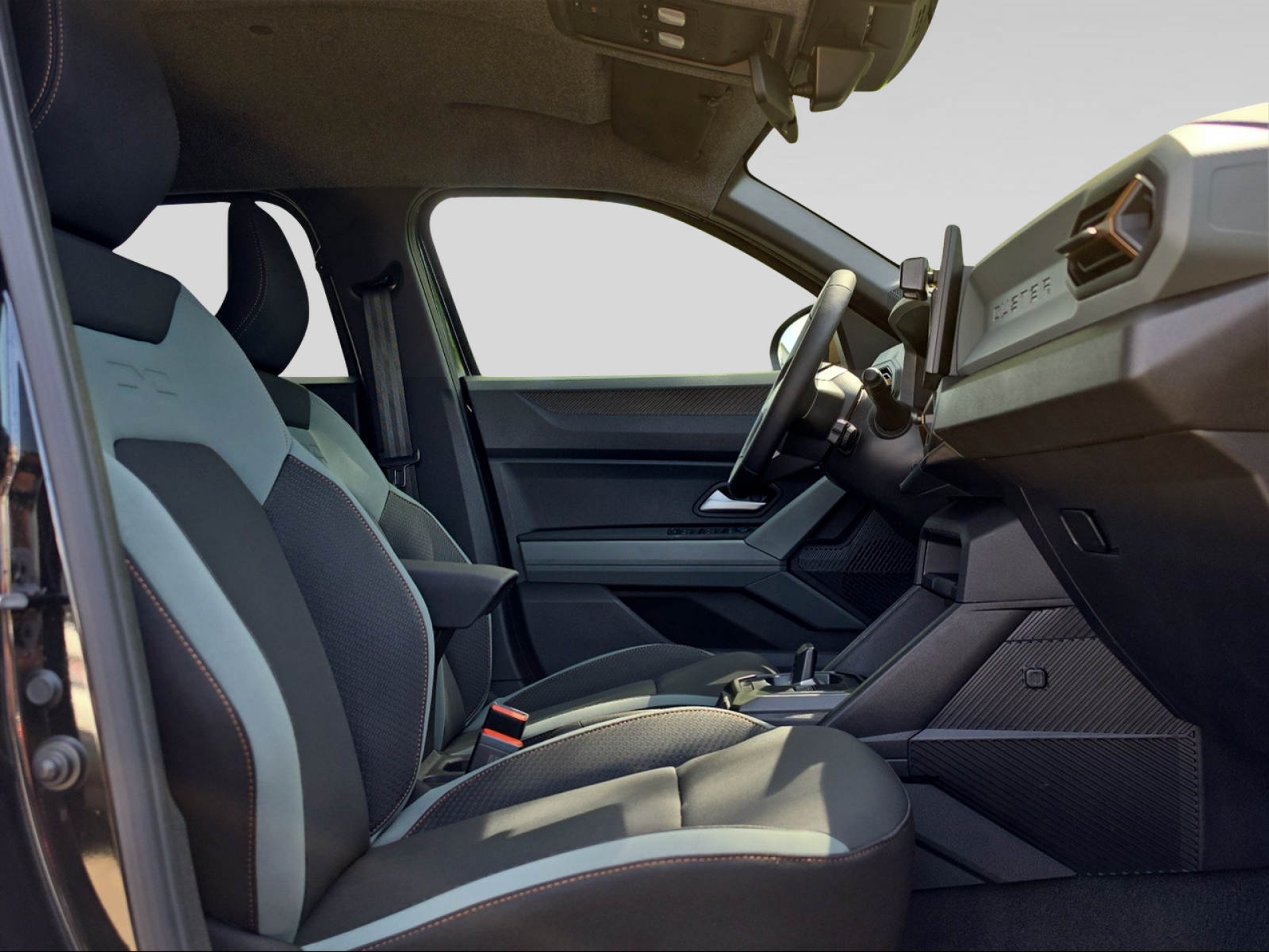 DACIA Duster-image-5
