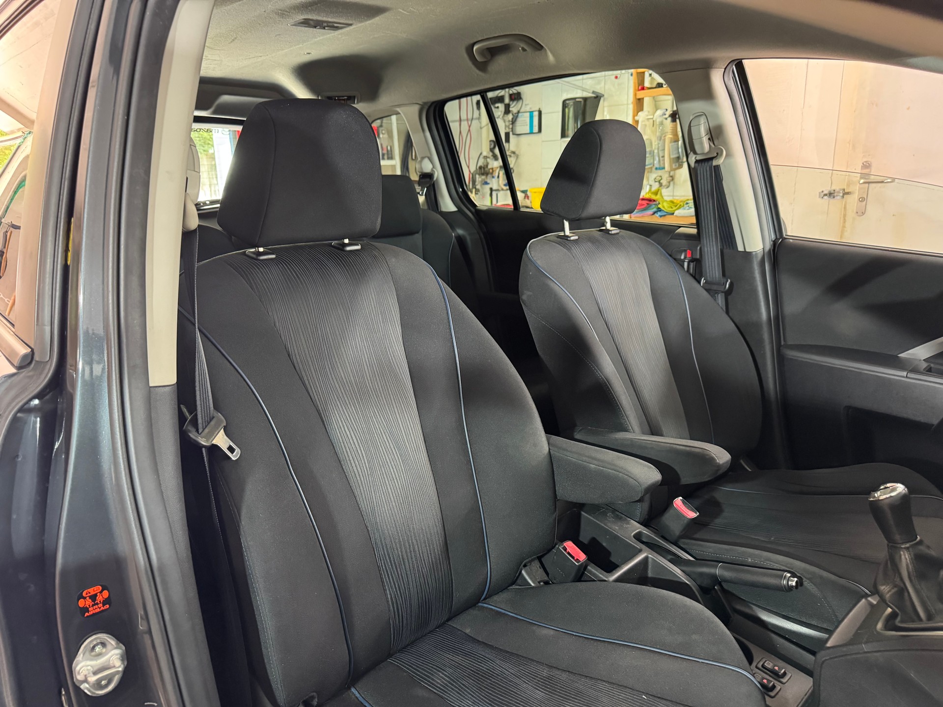 MAZDA 5 2.0 16V Sport-image-11