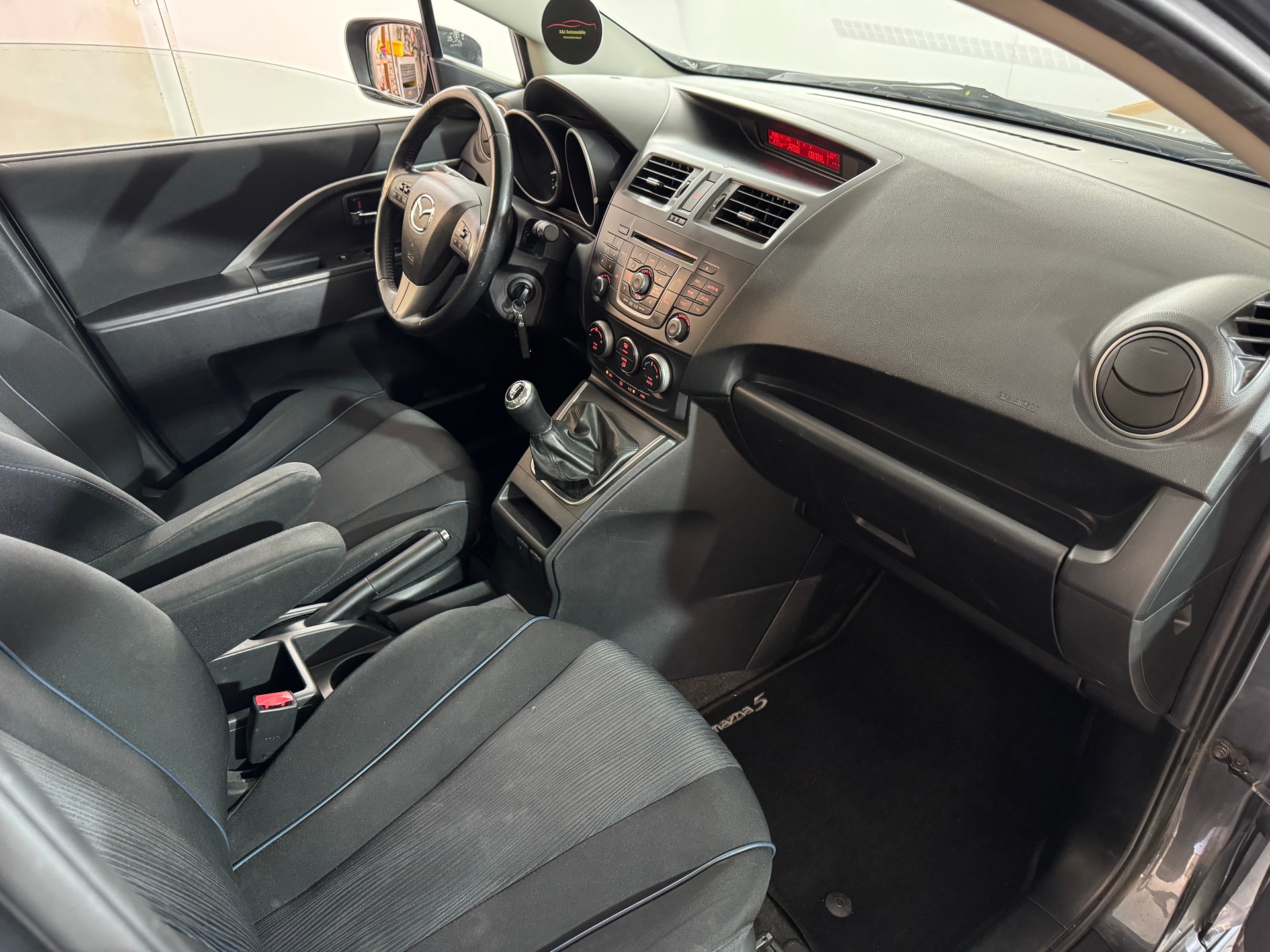 MAZDA 5 2.0 16V Sport-image-10