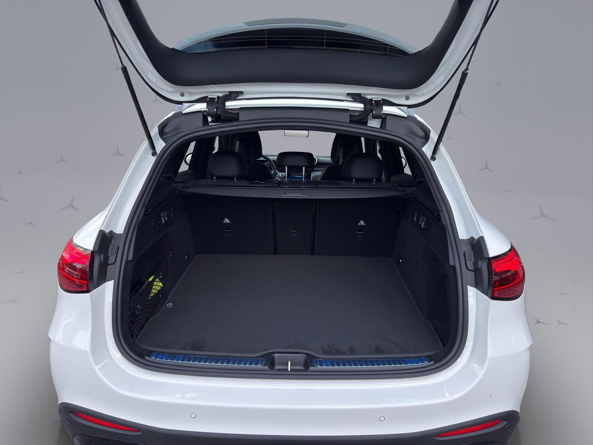 MERCEDES-BENZ GLC-Klasse X254 GLC 200 AMG Line 4matic-image-17