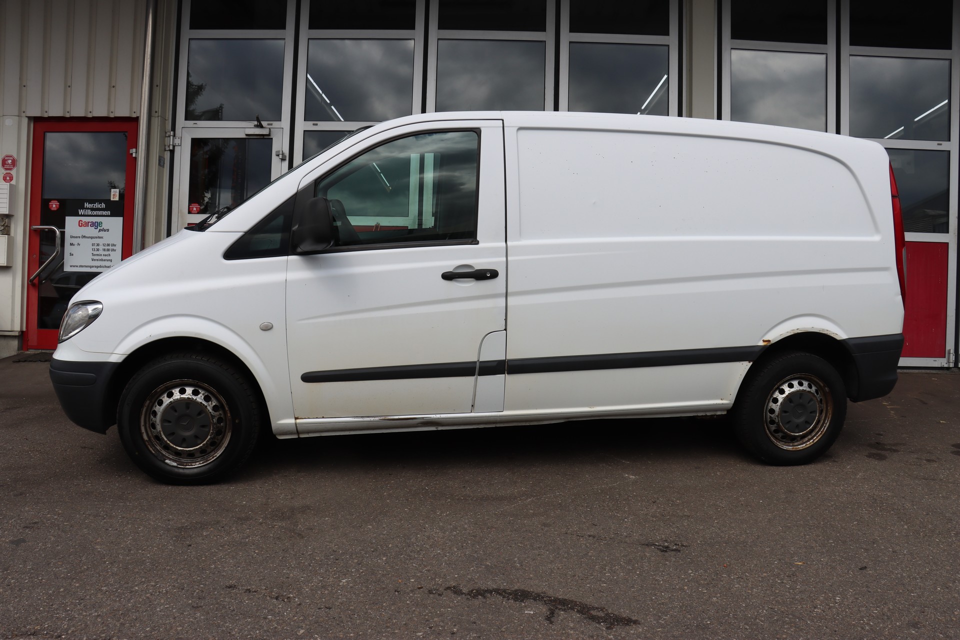 MERCEDES-BENZ Vito 111 CDI-image-4
