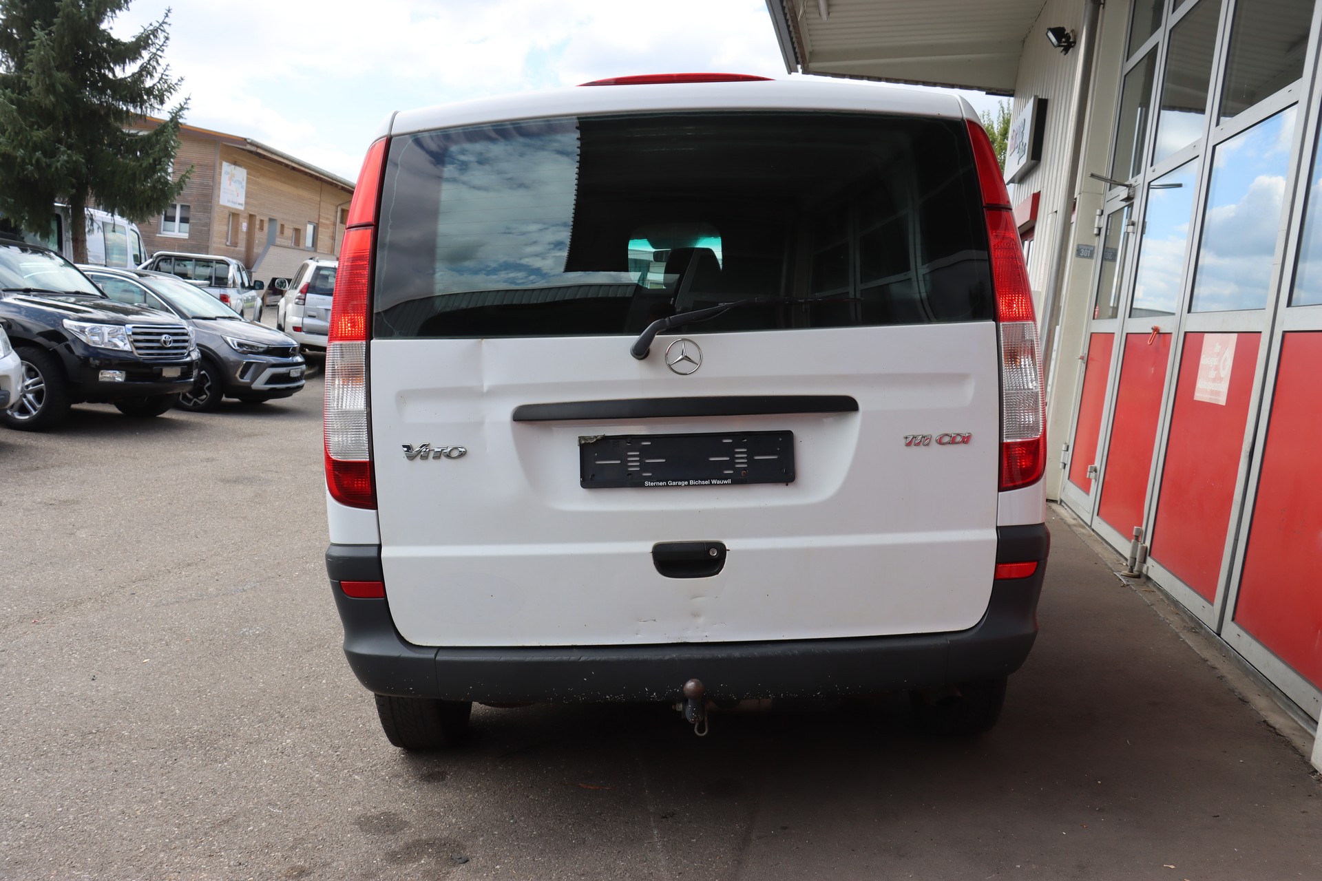 MERCEDES-BENZ Vito 111 CDI-image-6