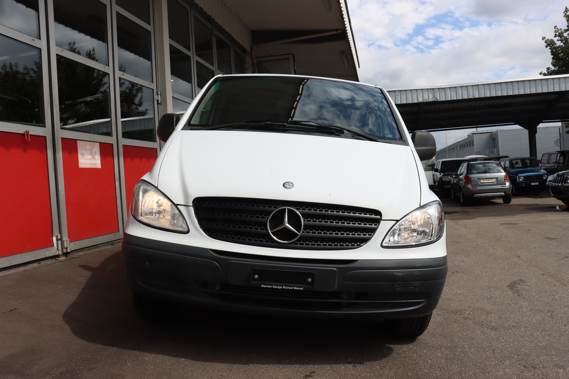 MERCEDES-BENZ Vito 111 CDI-image-2