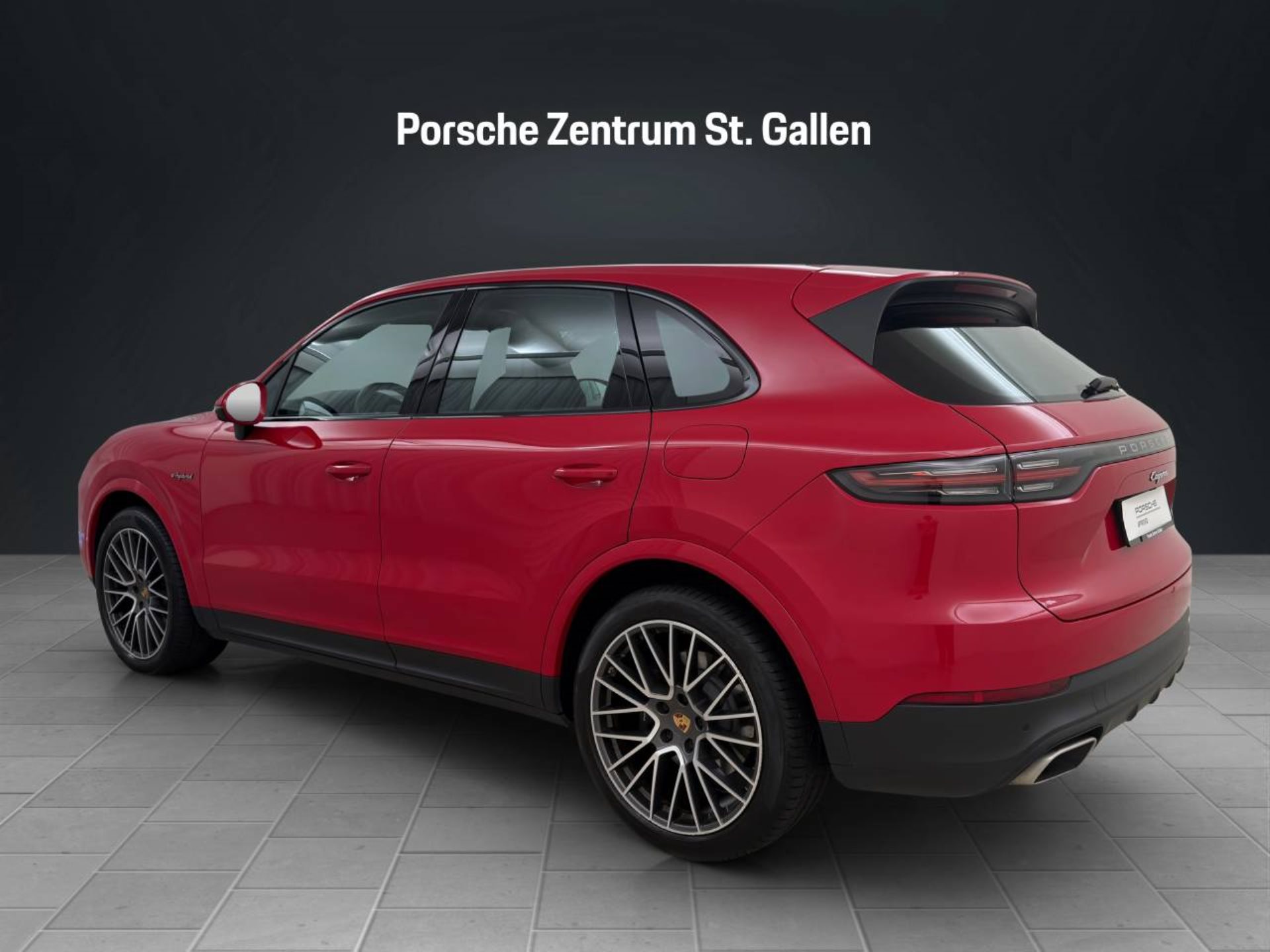 PORSCHE Cayenne E-Hybrid-image-2