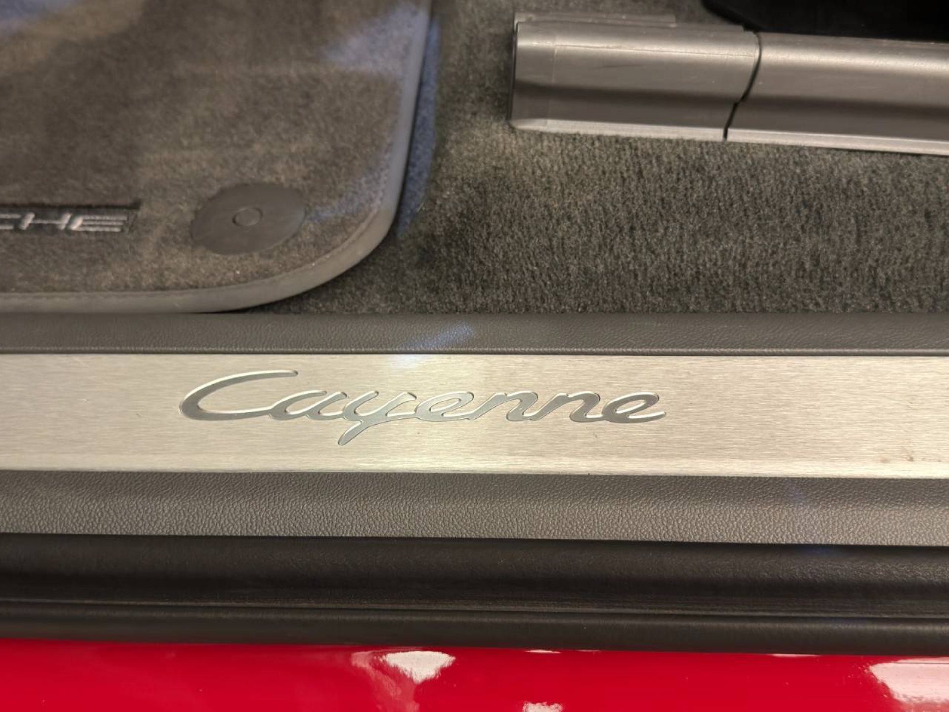 PORSCHE Cayenne E-Hybrid-image-25