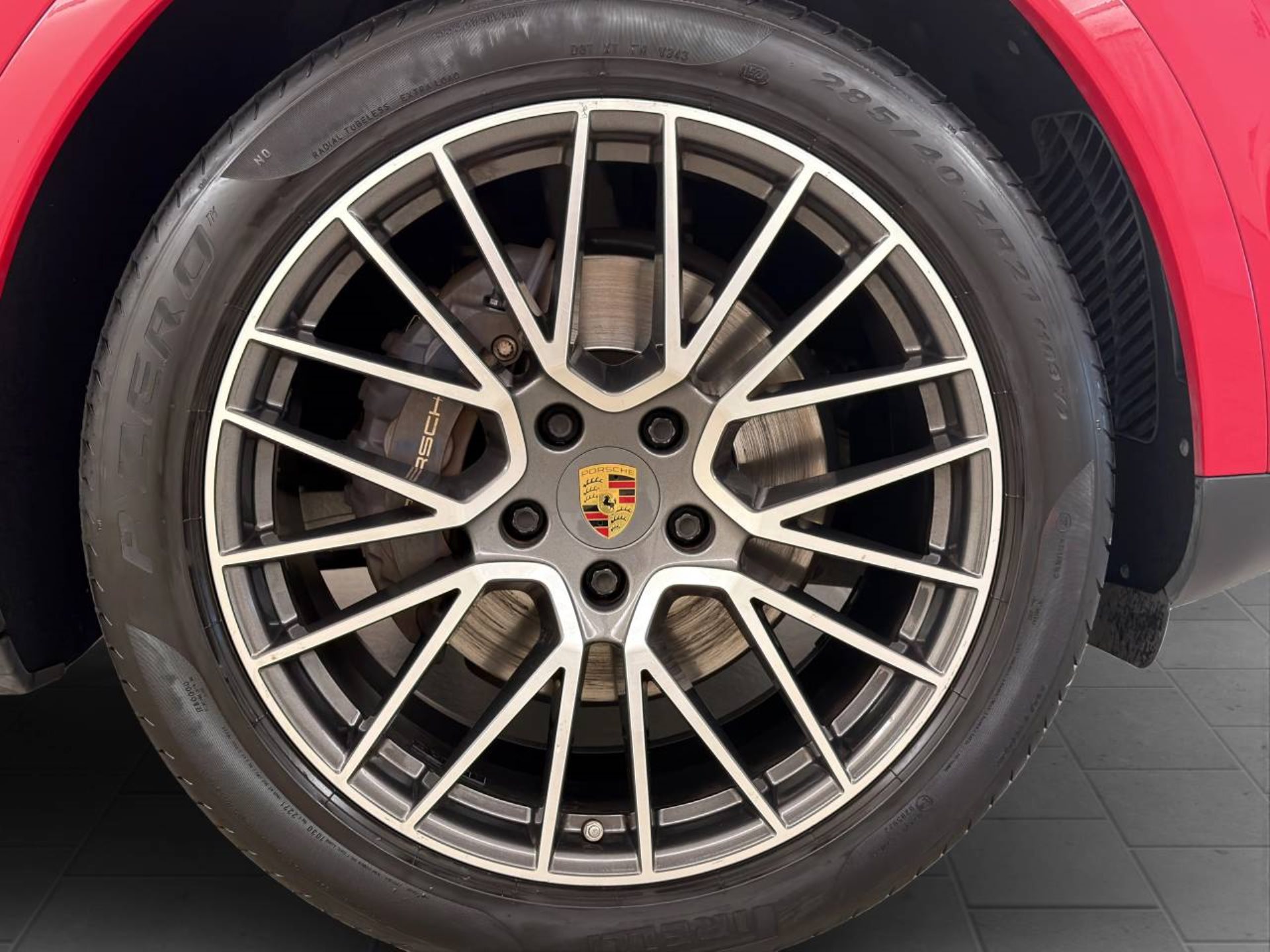 PORSCHE Cayenne E-Hybrid-image-11