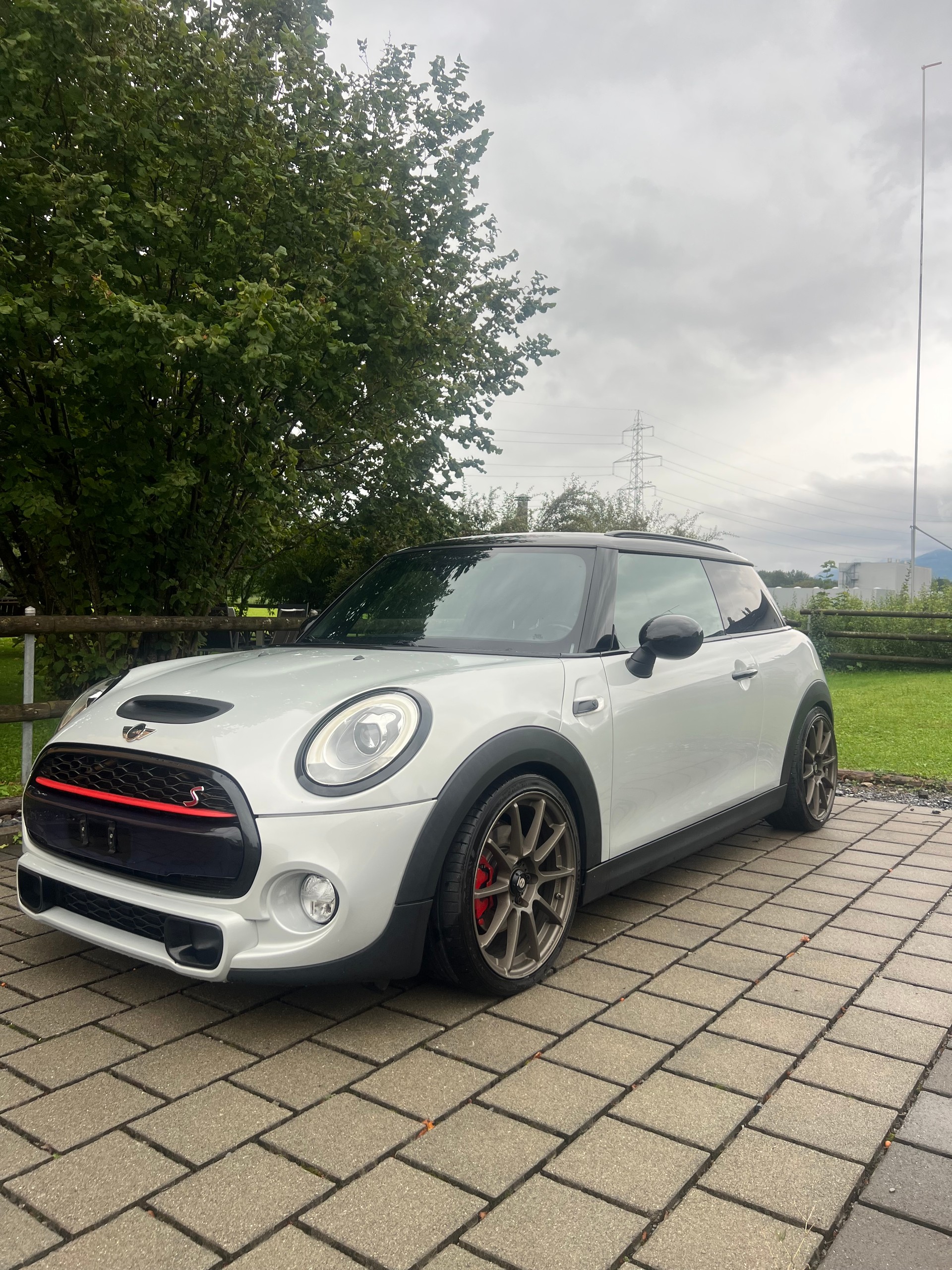 MINI 2.0i Cooper S-image-1