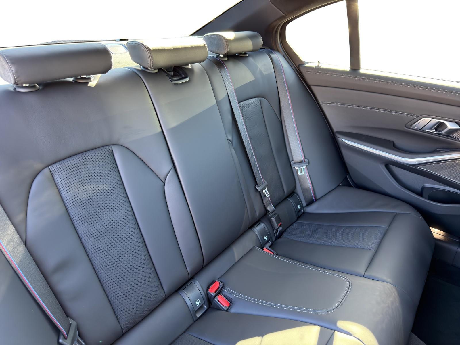 BMW M3 Competition M xDrive Limousine-image-16