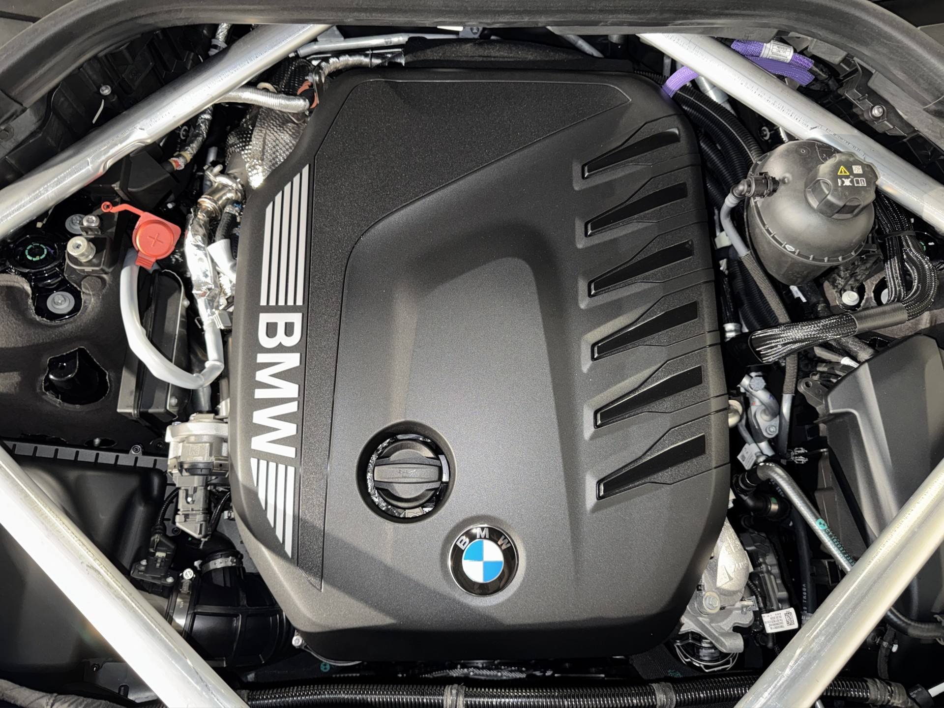 BMW X7 40d xDrive SAG-image-21