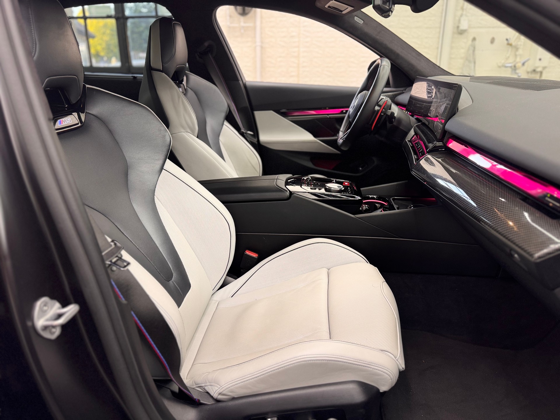 BMW M5 xDrive-image-9
