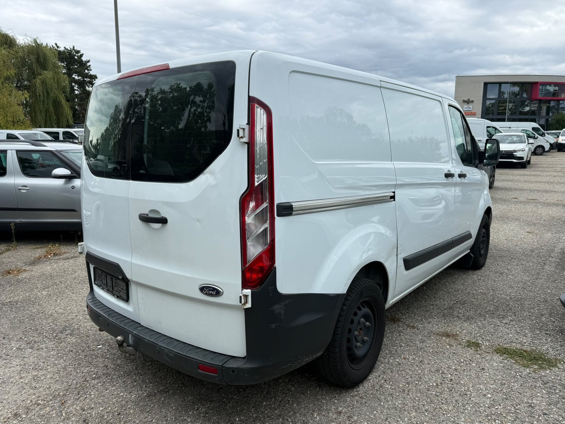 FORD Transit Custom Van 290 L1H1 Trend-image-4