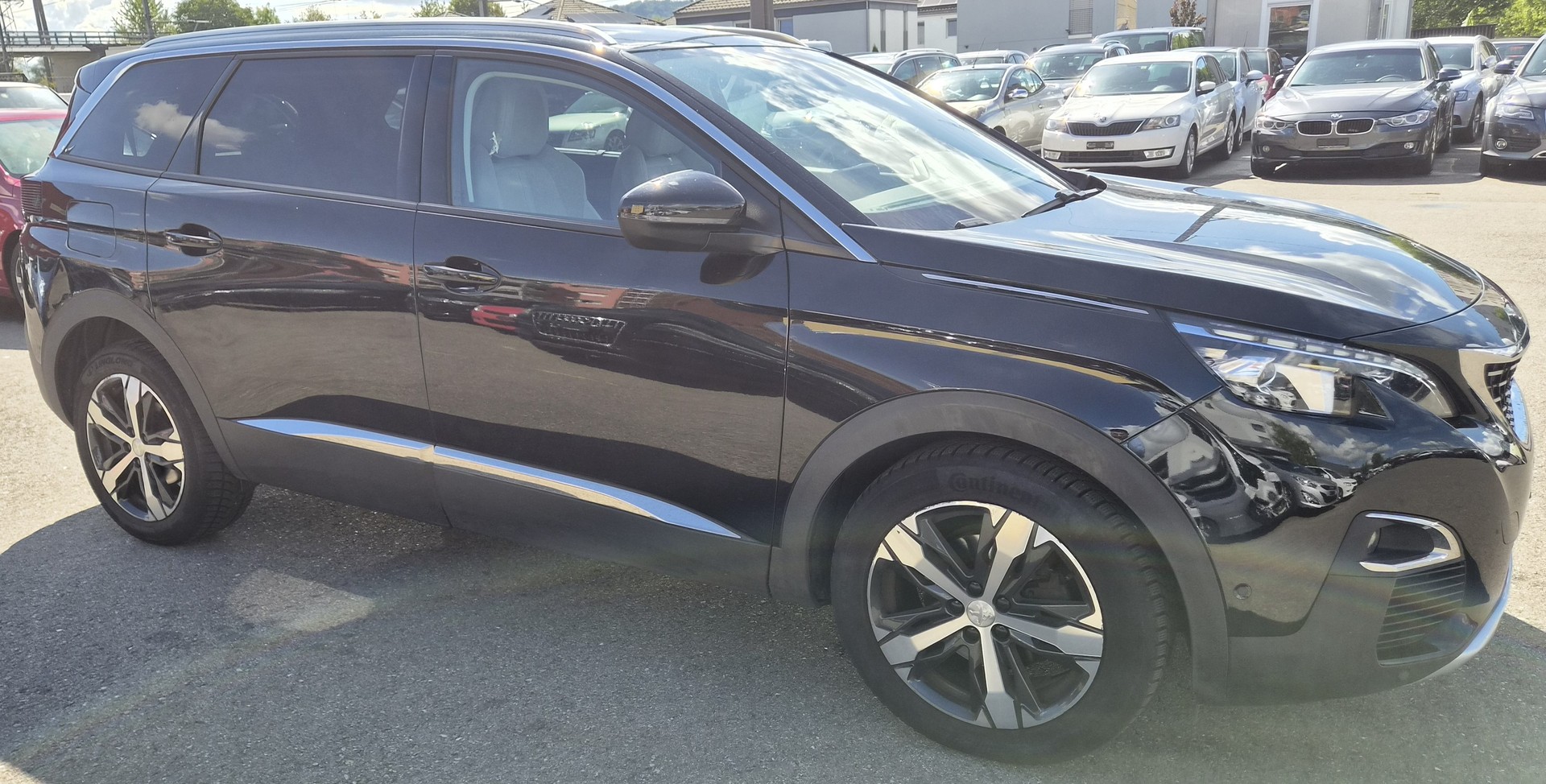 PEUGEOT 5008 1.6 THP Allure EAT-image-5