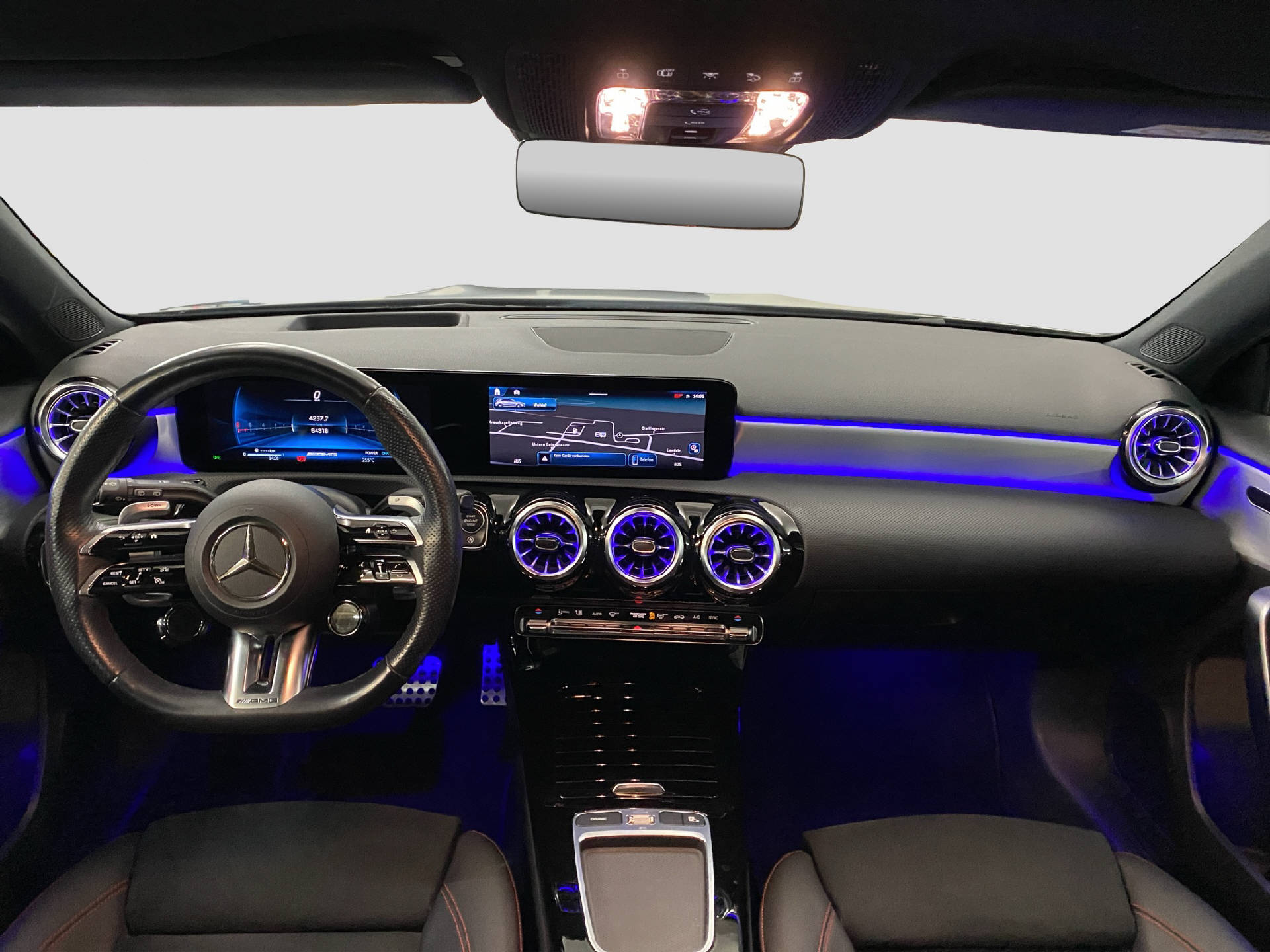 MERCEDES-BENZ A 35 AMG 4MATIC-image-7