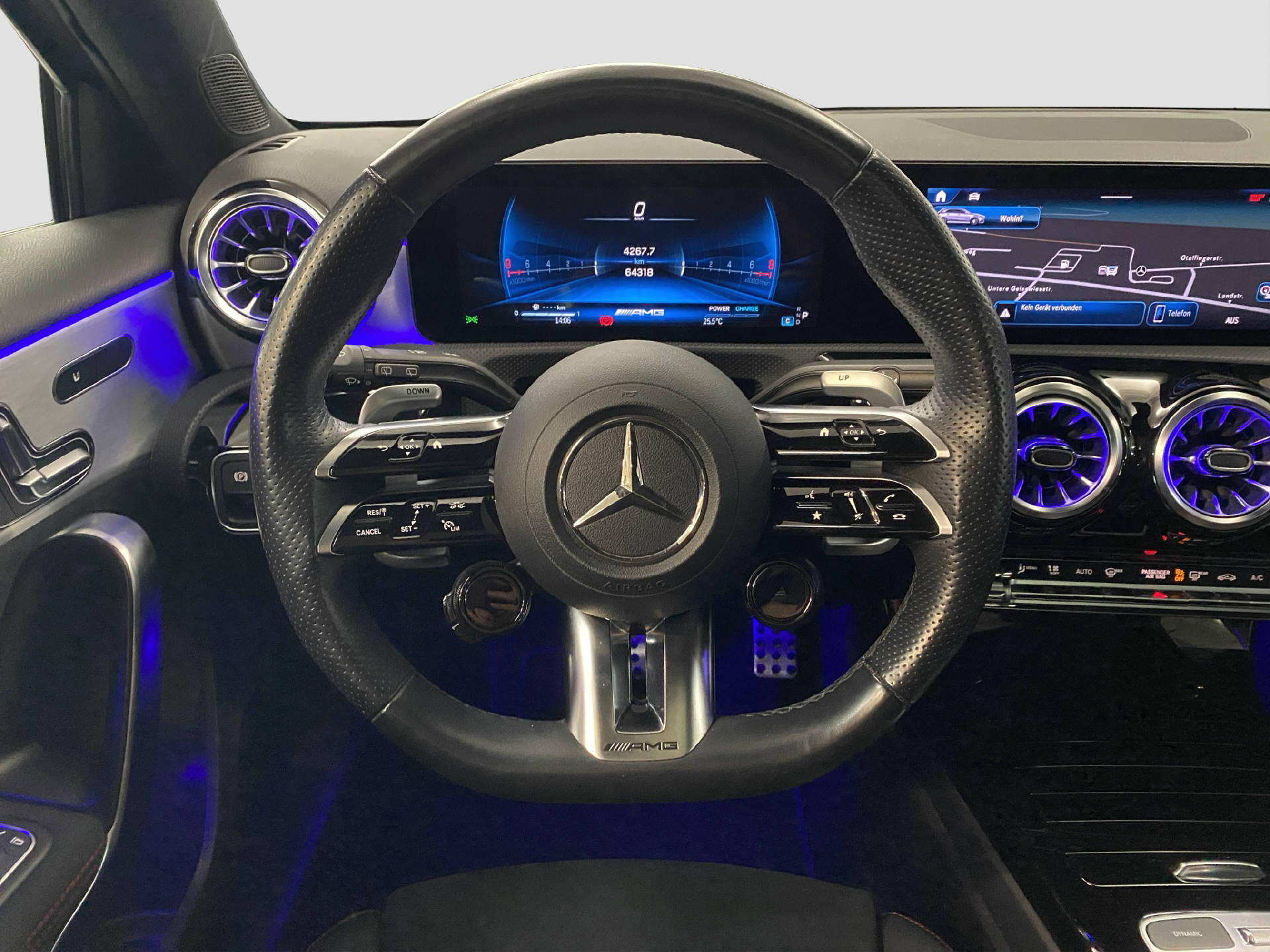MERCEDES-BENZ A 35 AMG 4MATIC-image-8