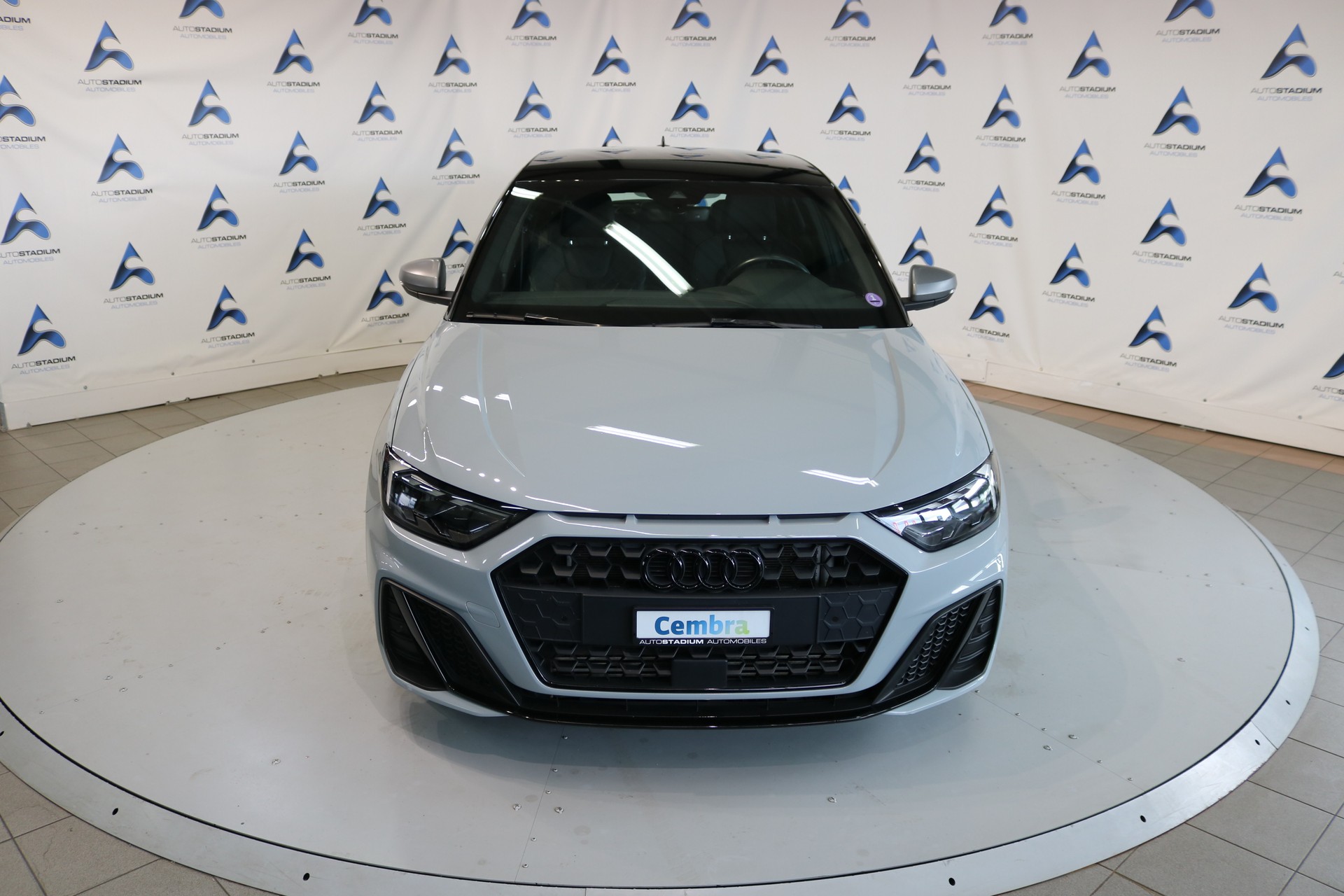 AUDI A1 Sportback 40 TFSI S Line S-tronic-image-9