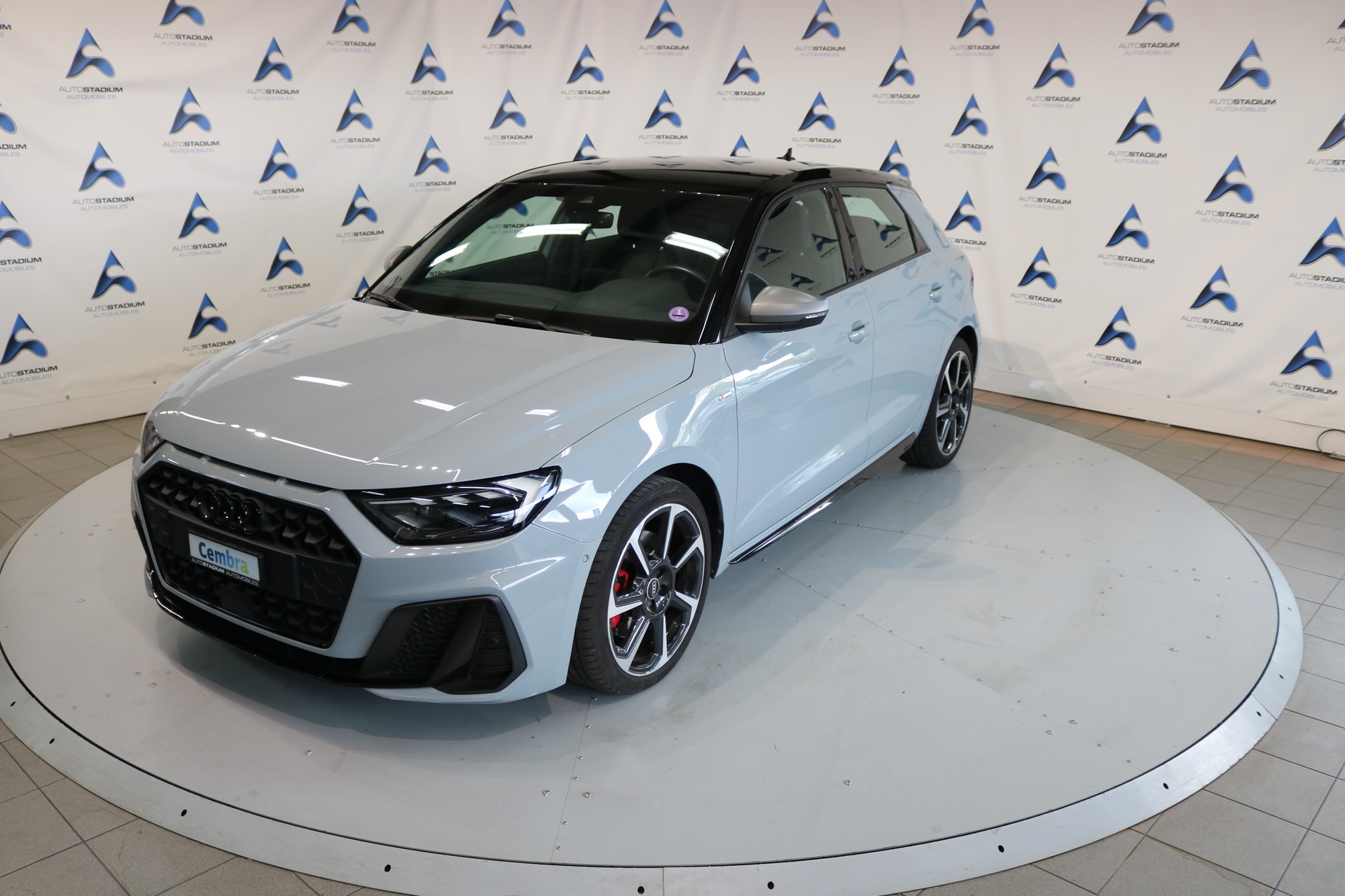 AUDI A1 Sportback 40 TFSI S Line S-tronic-image-11