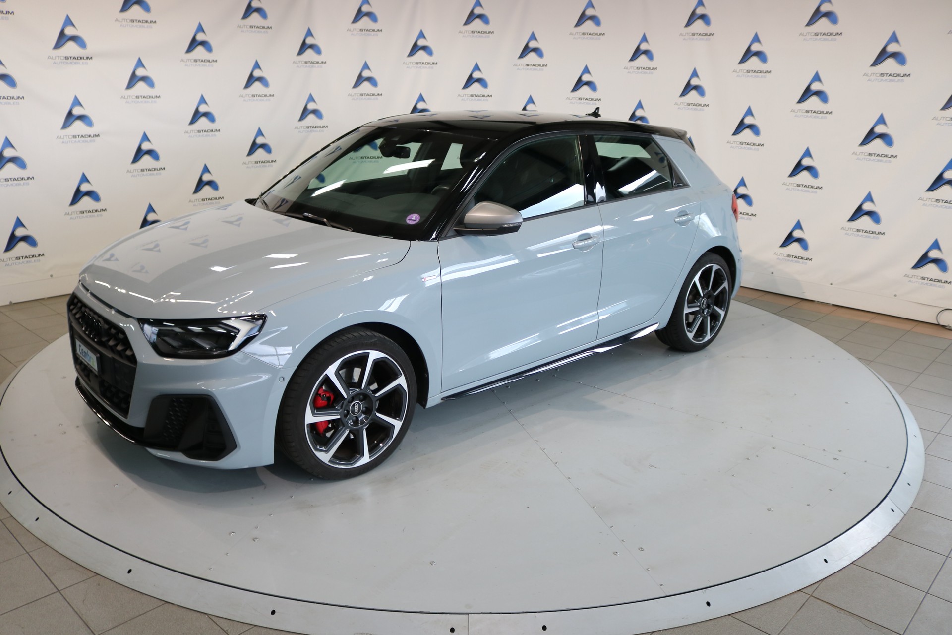 AUDI A1 Sportback 40 TFSI S Line S-tronic-image-12
