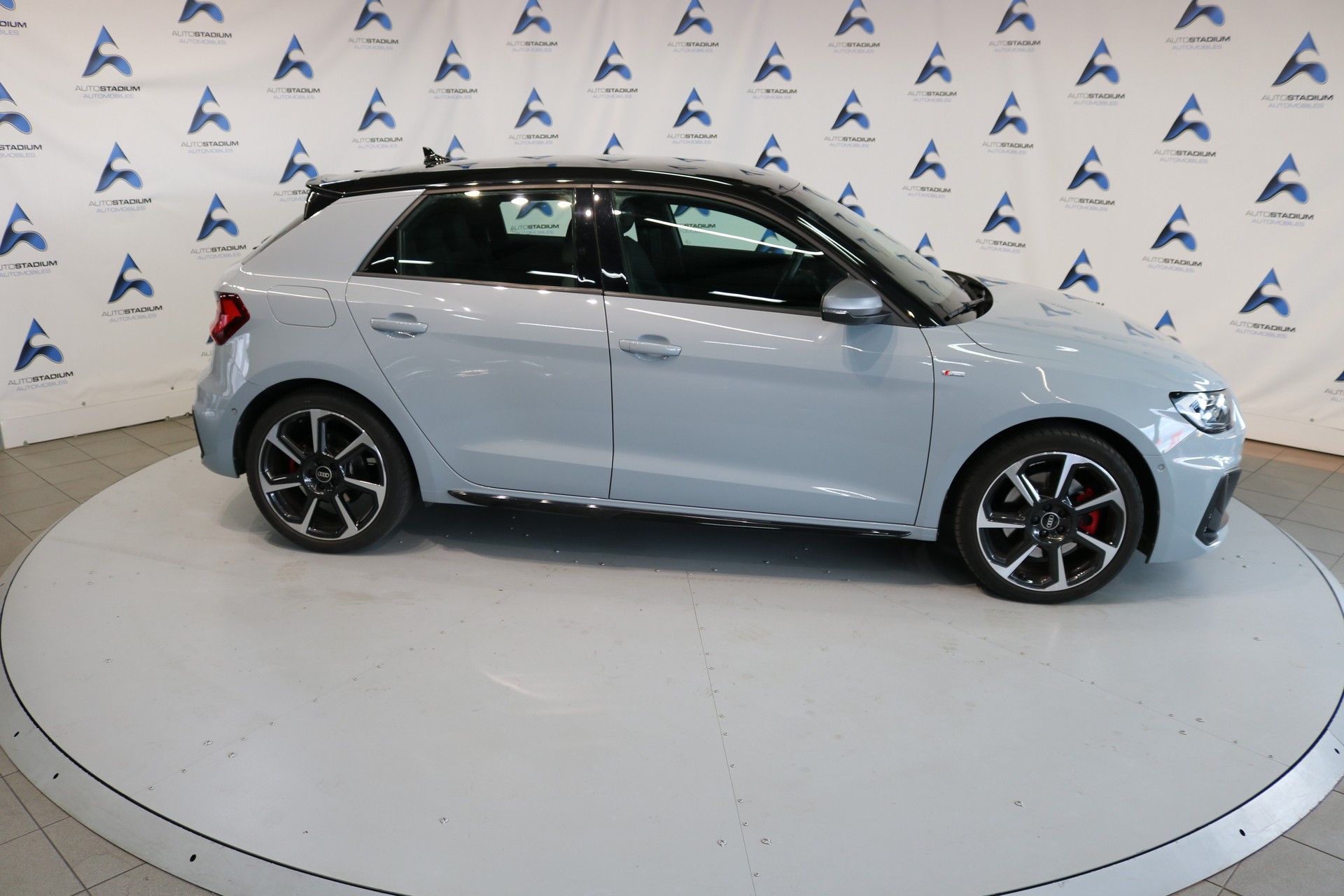 AUDI A1 Sportback 40 TFSI S Line S-tronic-image-26