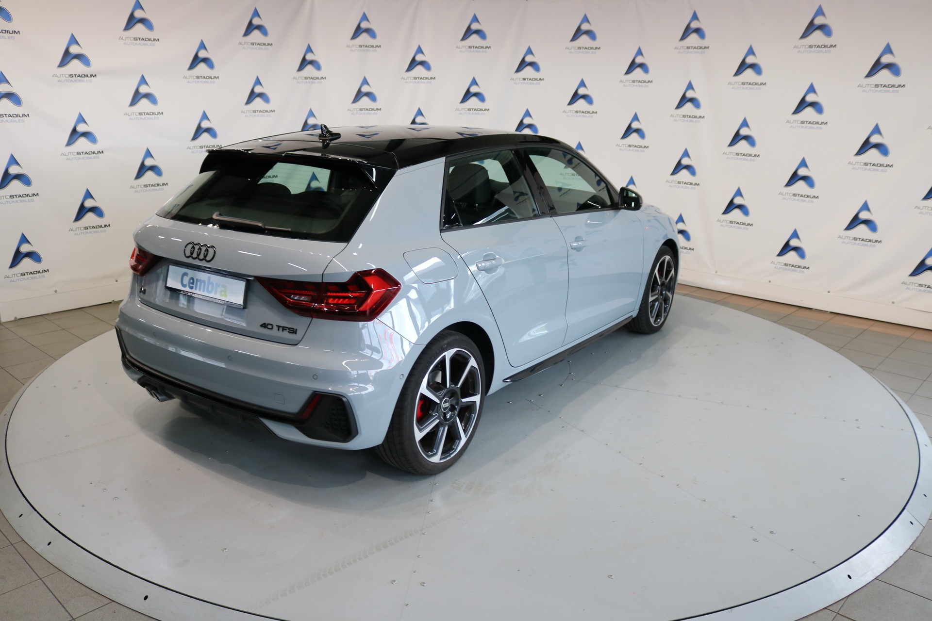 AUDI A1 Sportback 40 TFSI S Line S-tronic-image-22