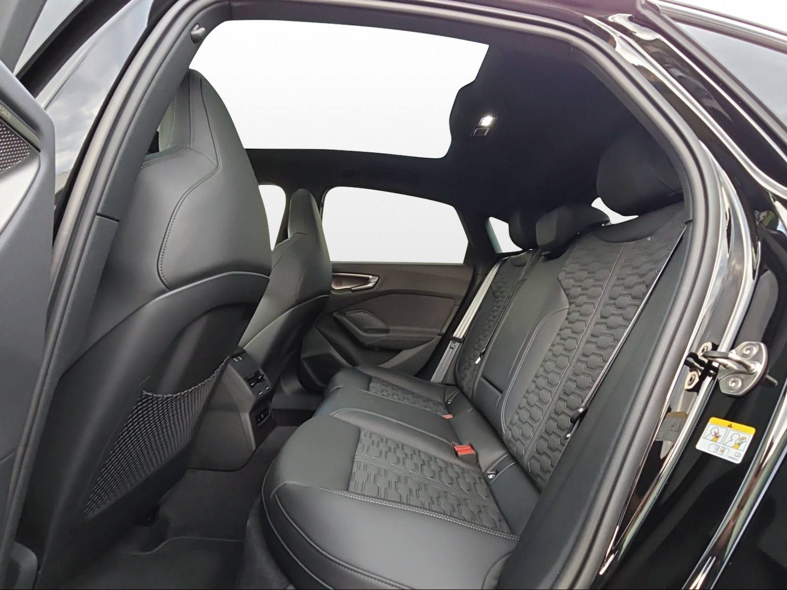 AUDI RS 5 Limousine TFSI 470 kW Tiptronic quattro-image-10