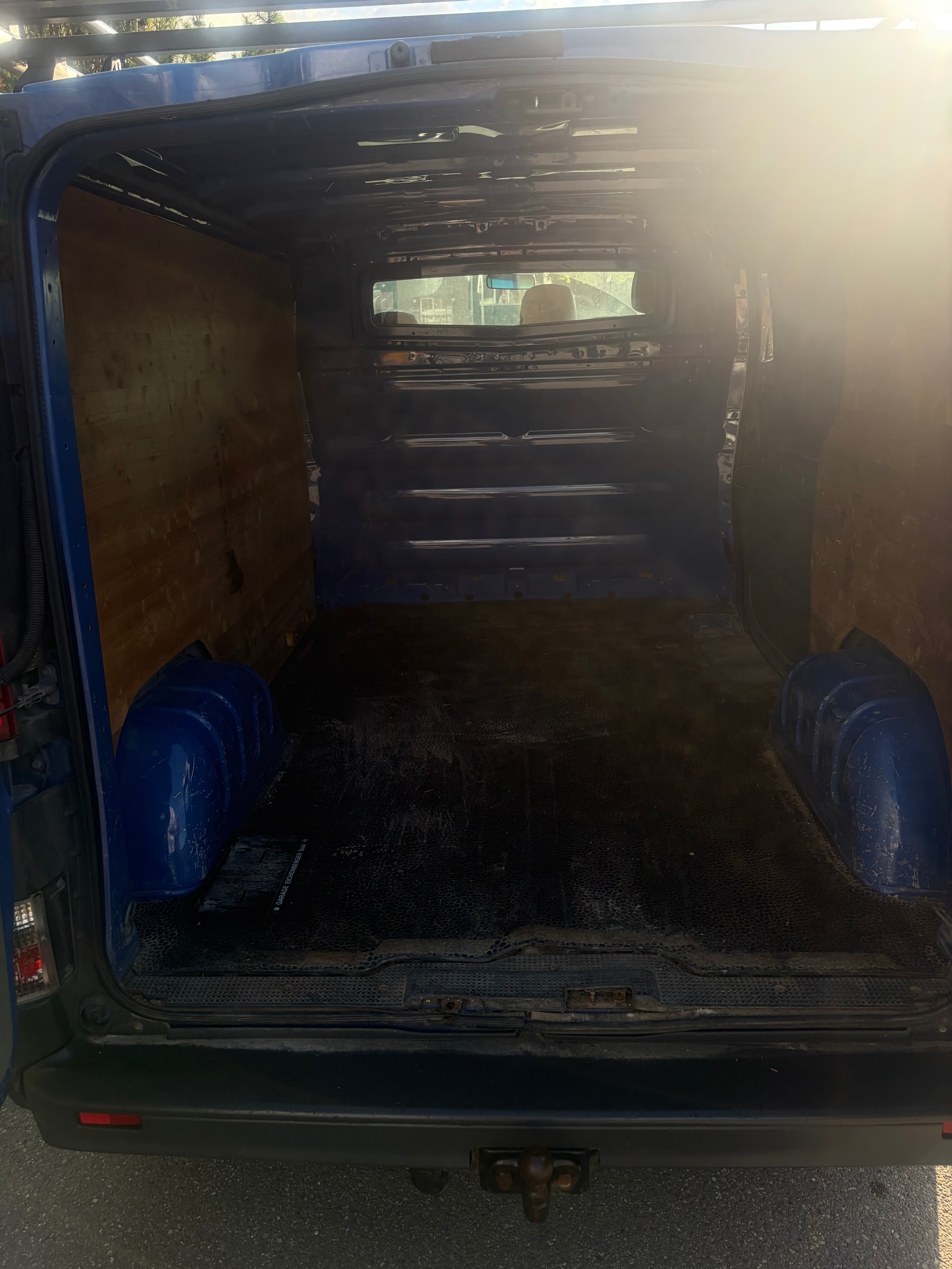 RENAULT Trafic 2.0 dCi 90 2.7t L1H1-image-4