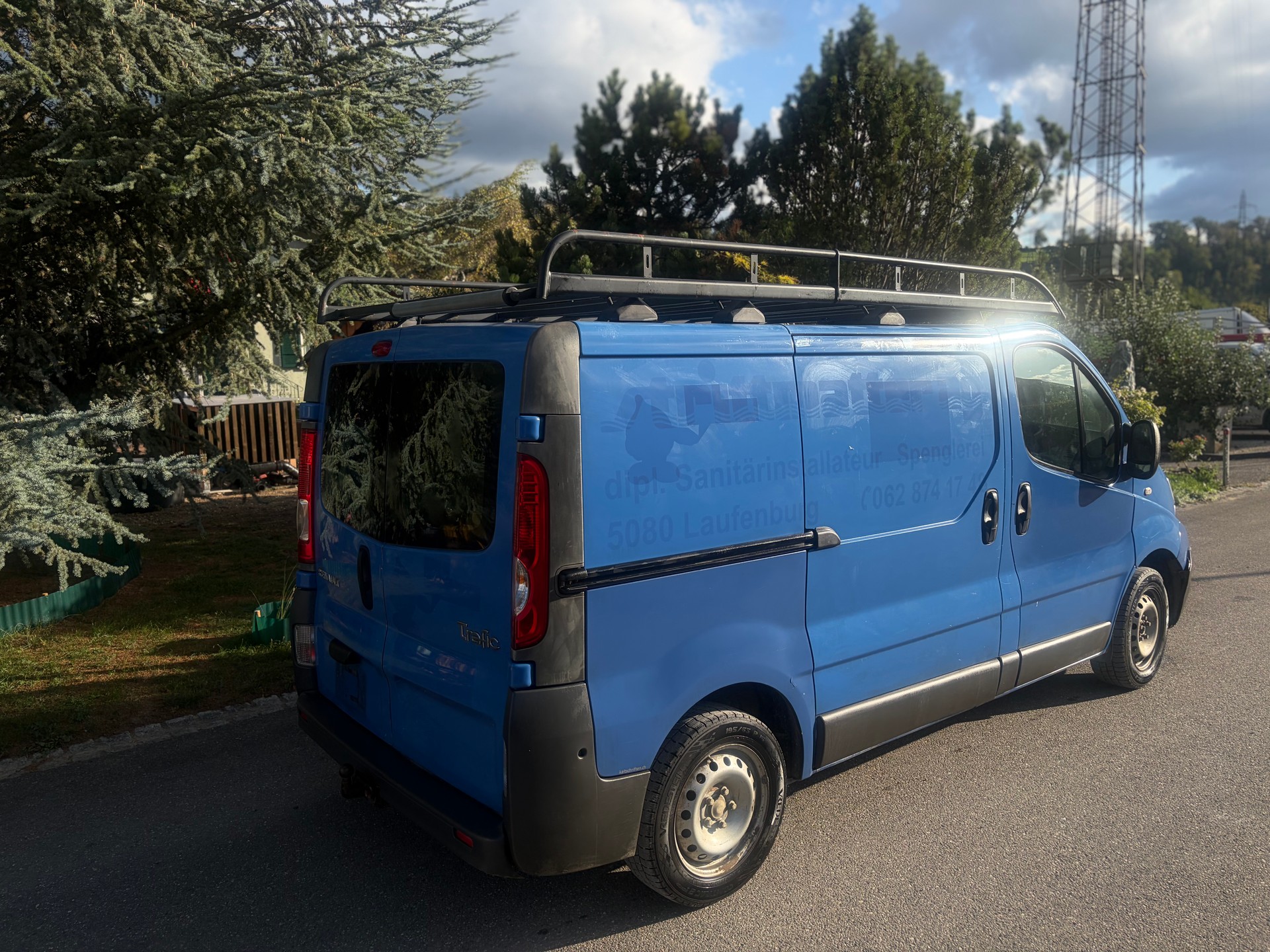 RENAULT Trafic 2.0 dCi 90 2.7t L1H1-image-5