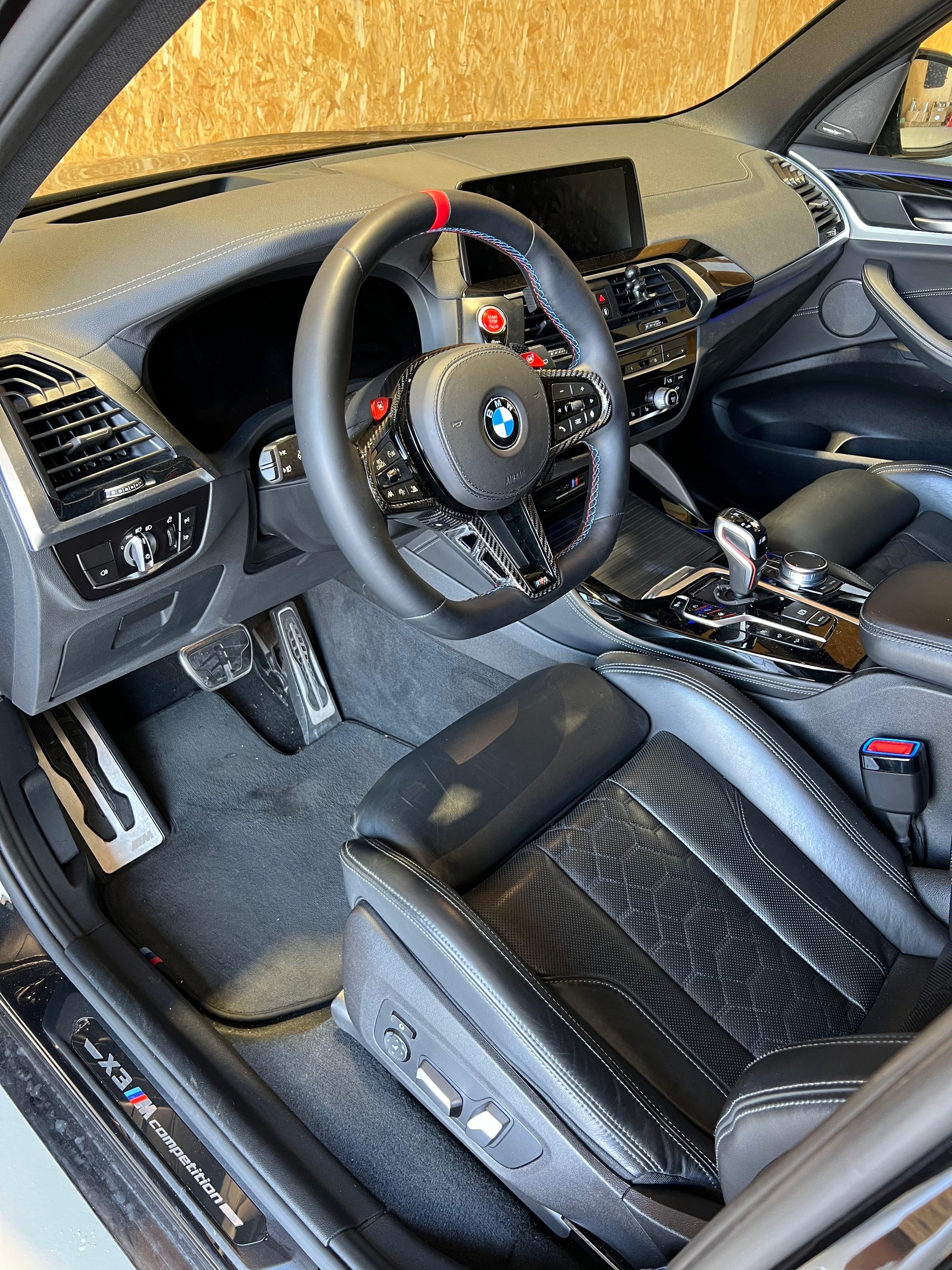 BMW M Competition-image-3