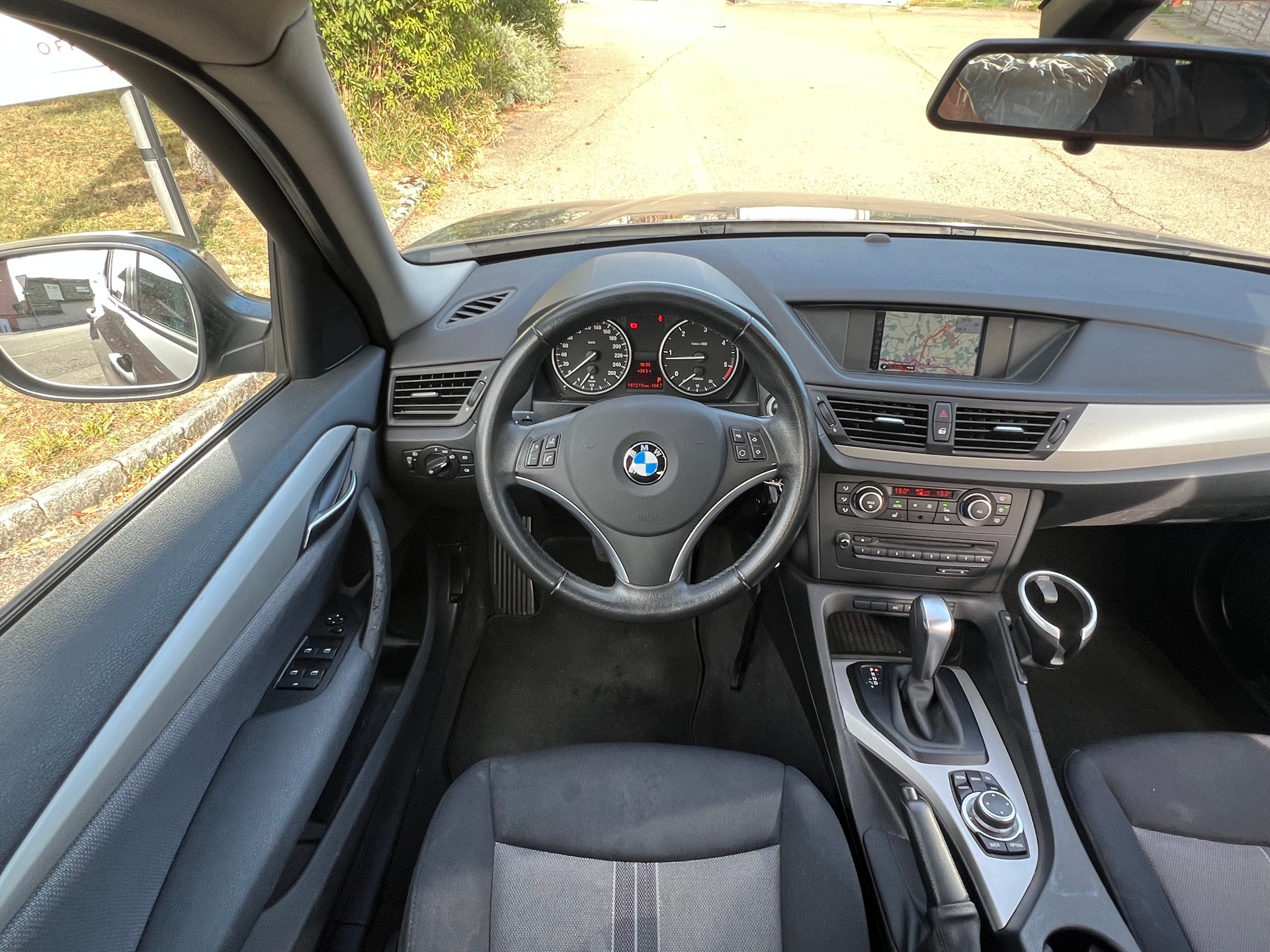 BMW X1 xDrive 20d Steptronic-image-10