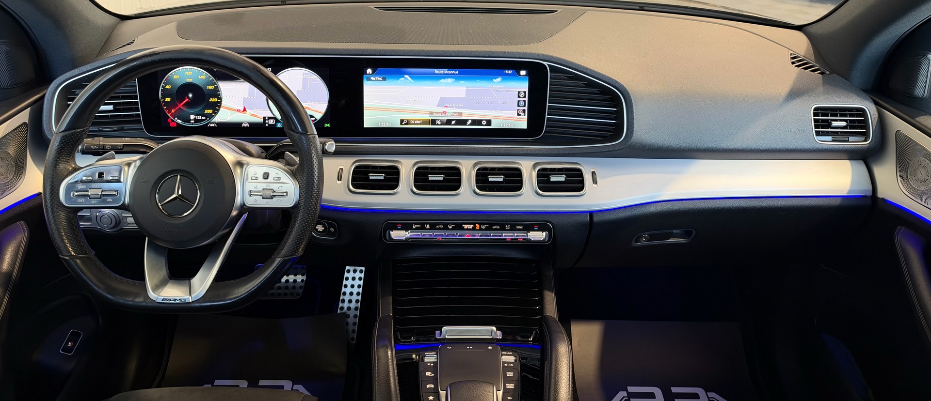 MERCEDES-BENZ GLE 400 d 4Matic AMG Line 9G-Tronic-image-9