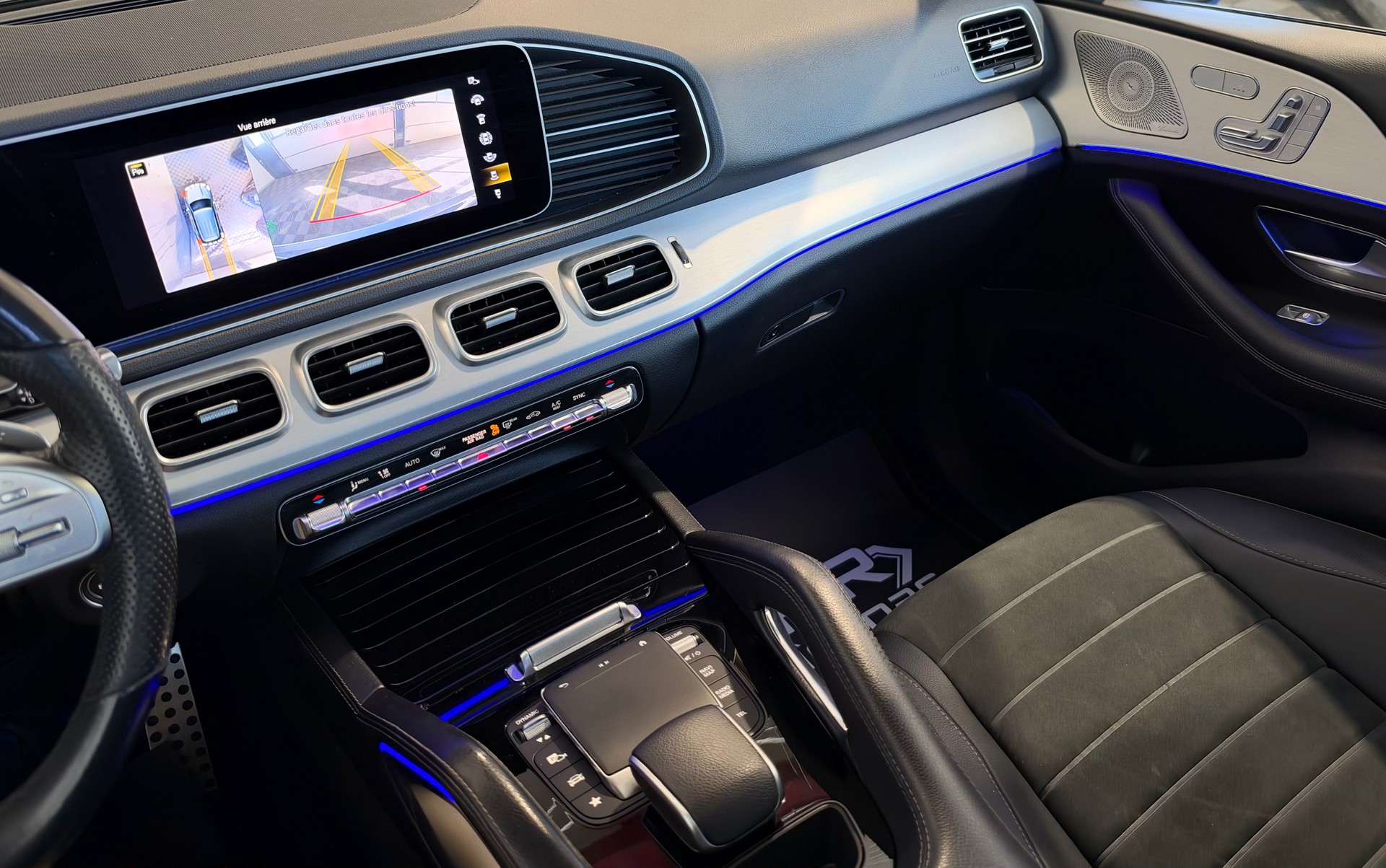 MERCEDES-BENZ GLE 400 d 4Matic AMG Line 9G-Tronic-image-8
