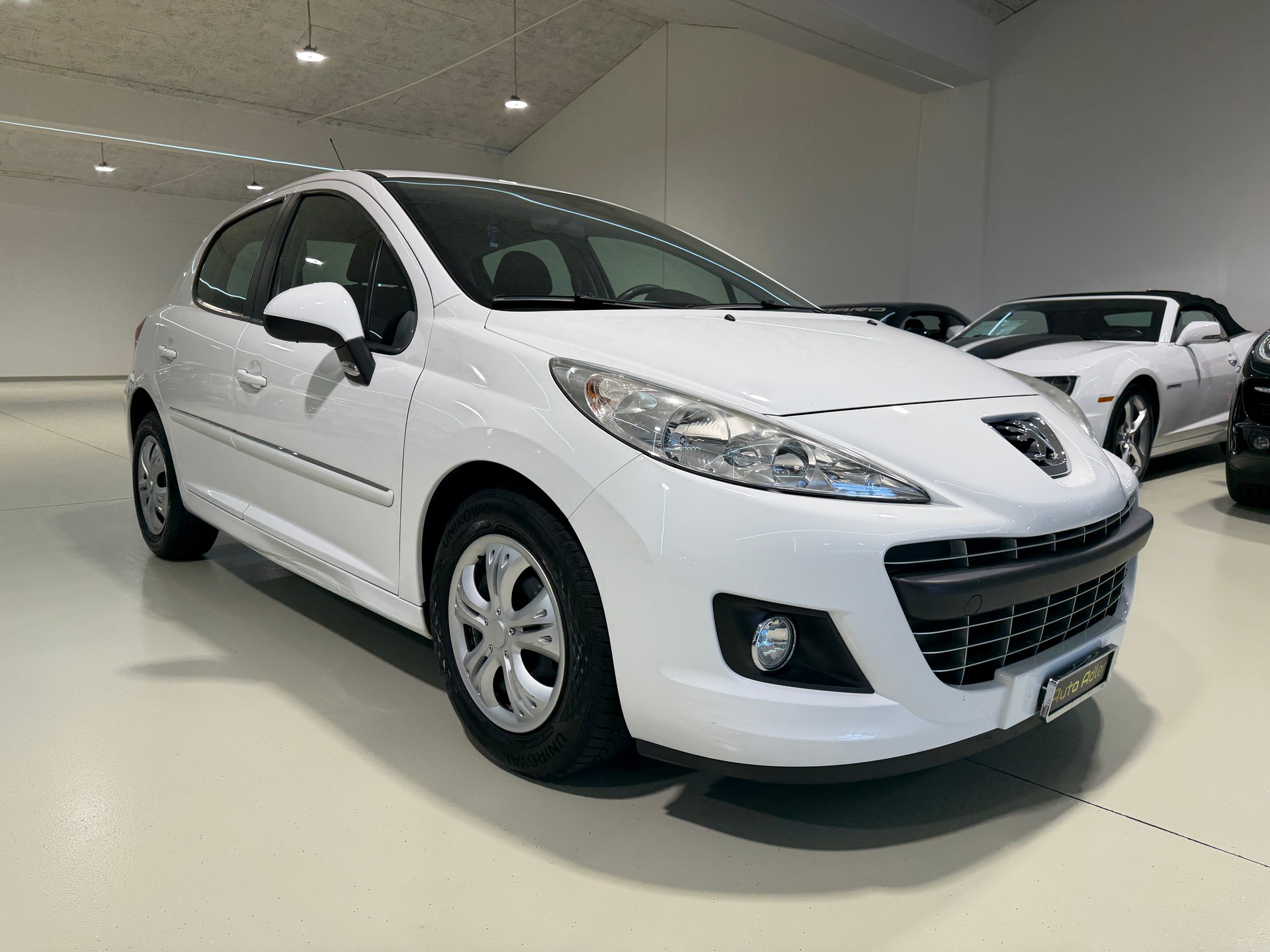PEUGEOT 207 1.4 16V Active-showroom-element-2
