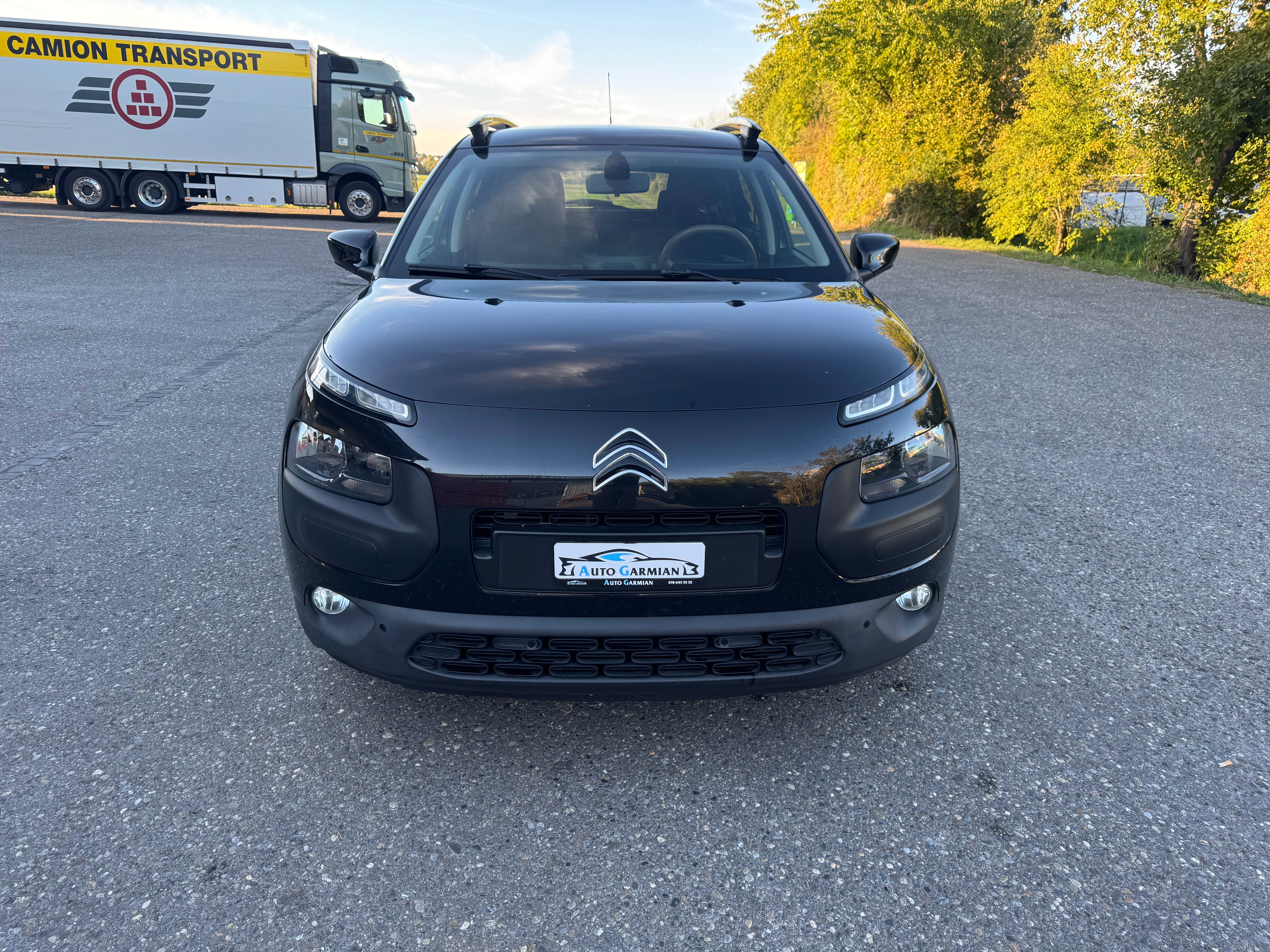 Car photo