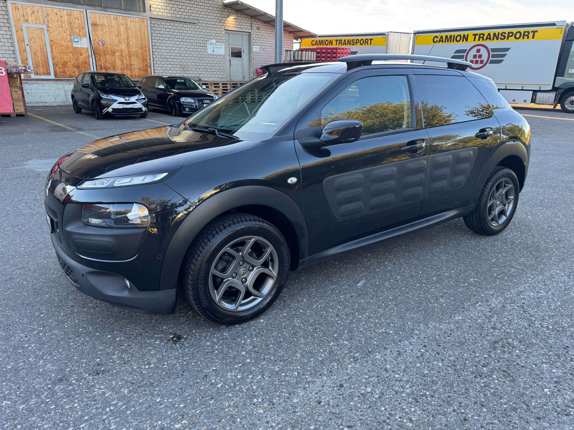 CITROEN C4 Cactus 1.2 e-VTi Shine Edition ETG-image-2