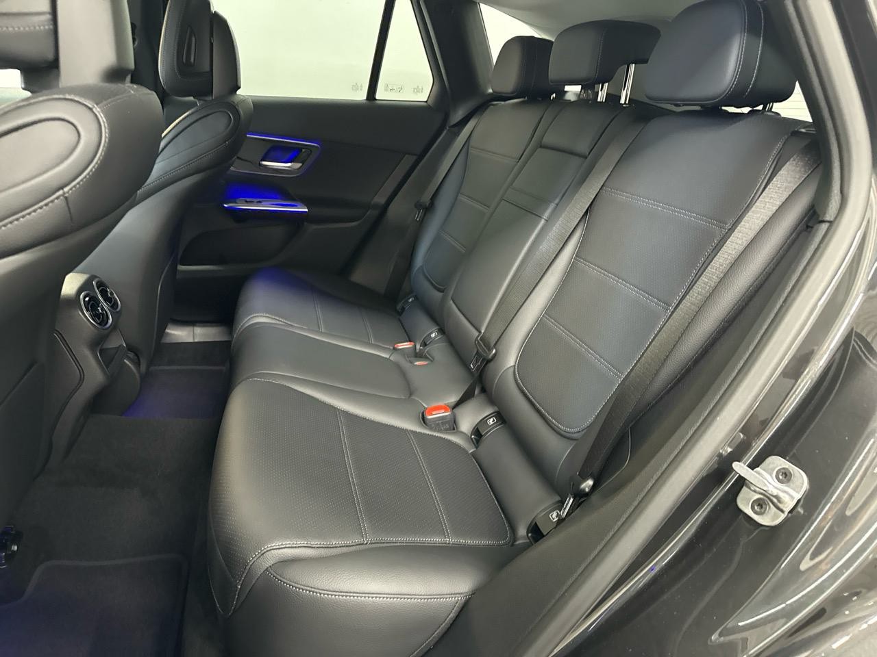 MERCEDES-BENZ GLC 300 de 4Matic EQ Star 9G-Tronic-image-10