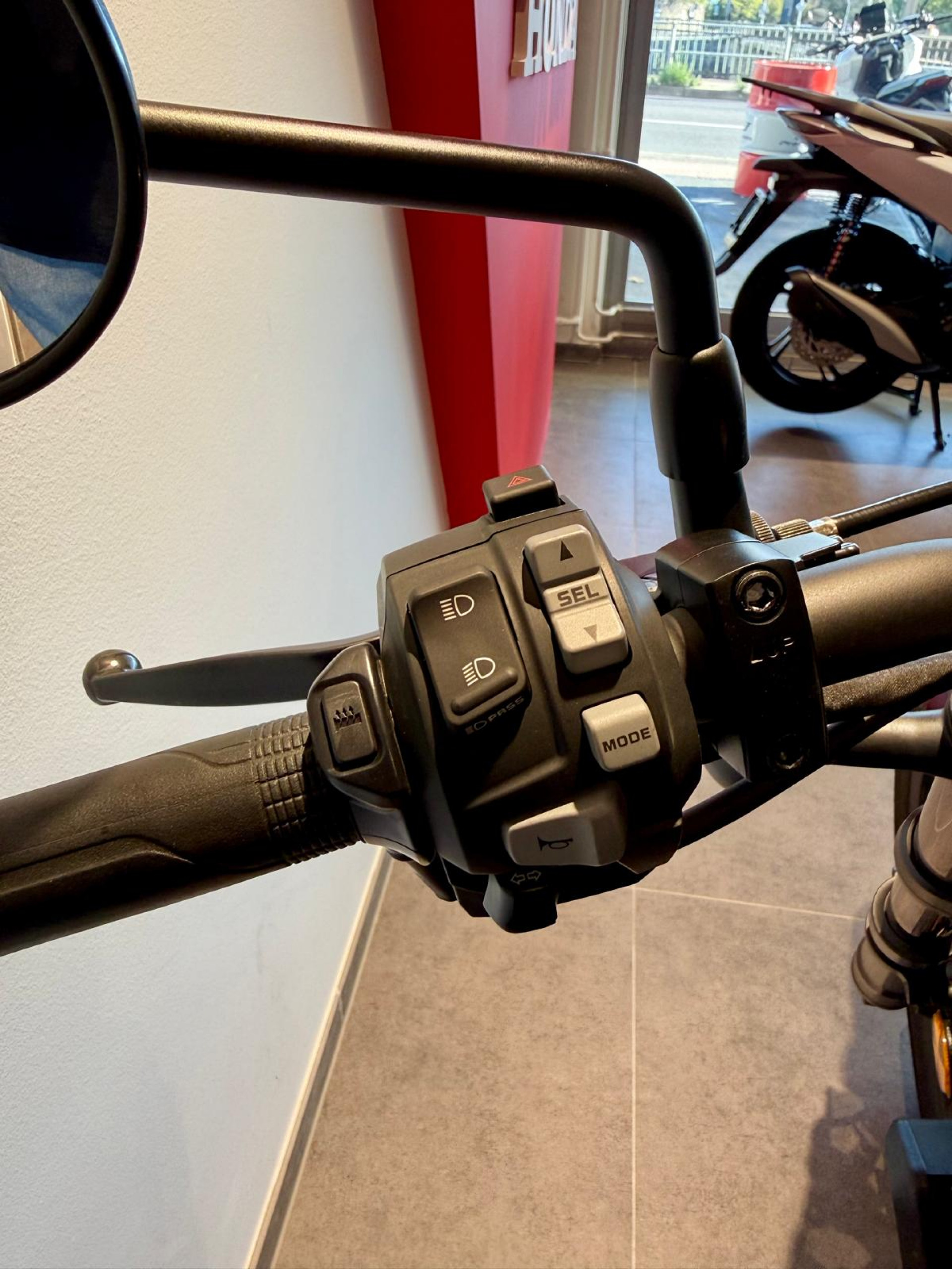 HONDA CMX 1100 Rebel-showroom-element-3