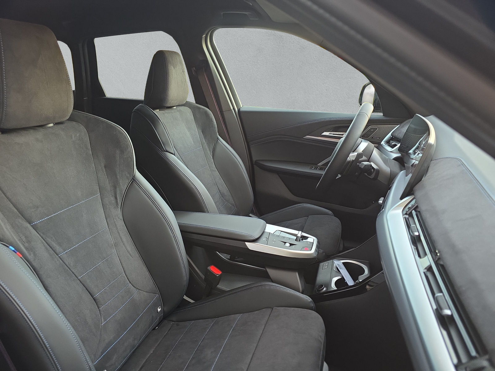 BMW X1 xDrive 30e M Sport Pro-image-12