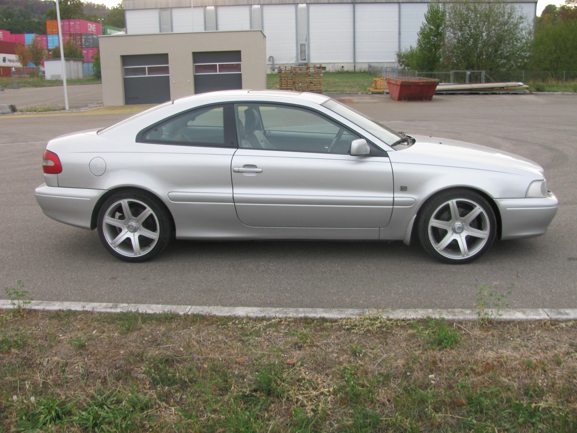 VOLVO C70 T5-image-4