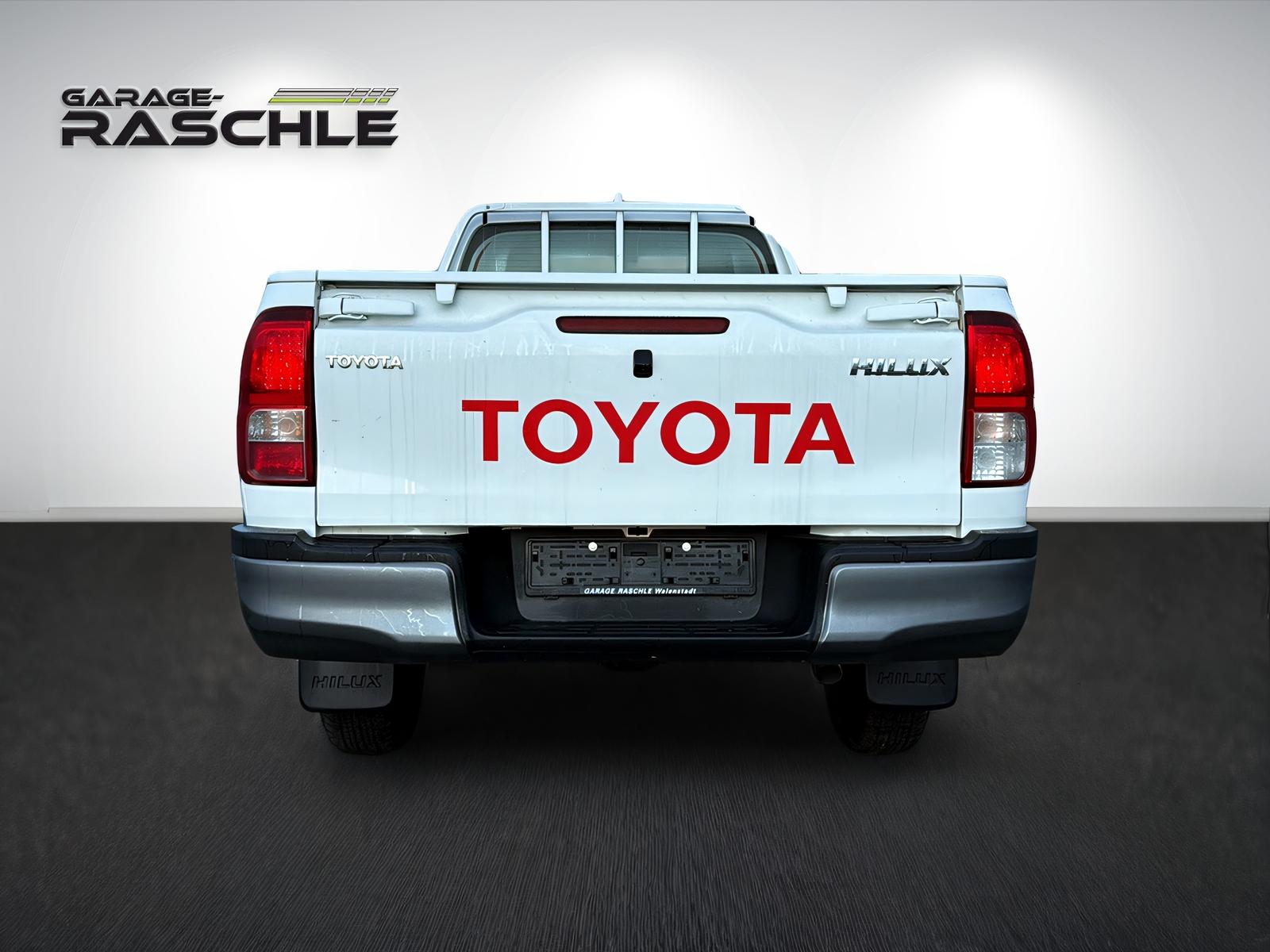 TOYOTA Hilux Single Cab.-Pick-up 2.8 D-4D 204 Comfort-image-4
