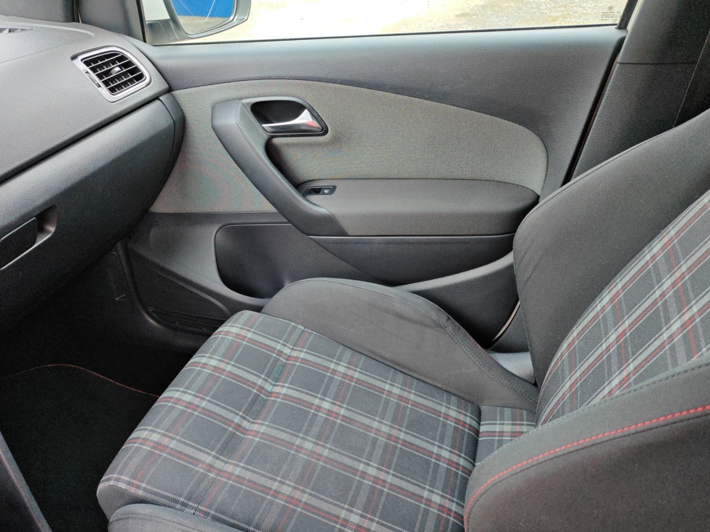 VW Polo 1.4 TSI GTI DSG (Véhicule Suisse · Expertise du jour · Garantie · GPS)-image-14