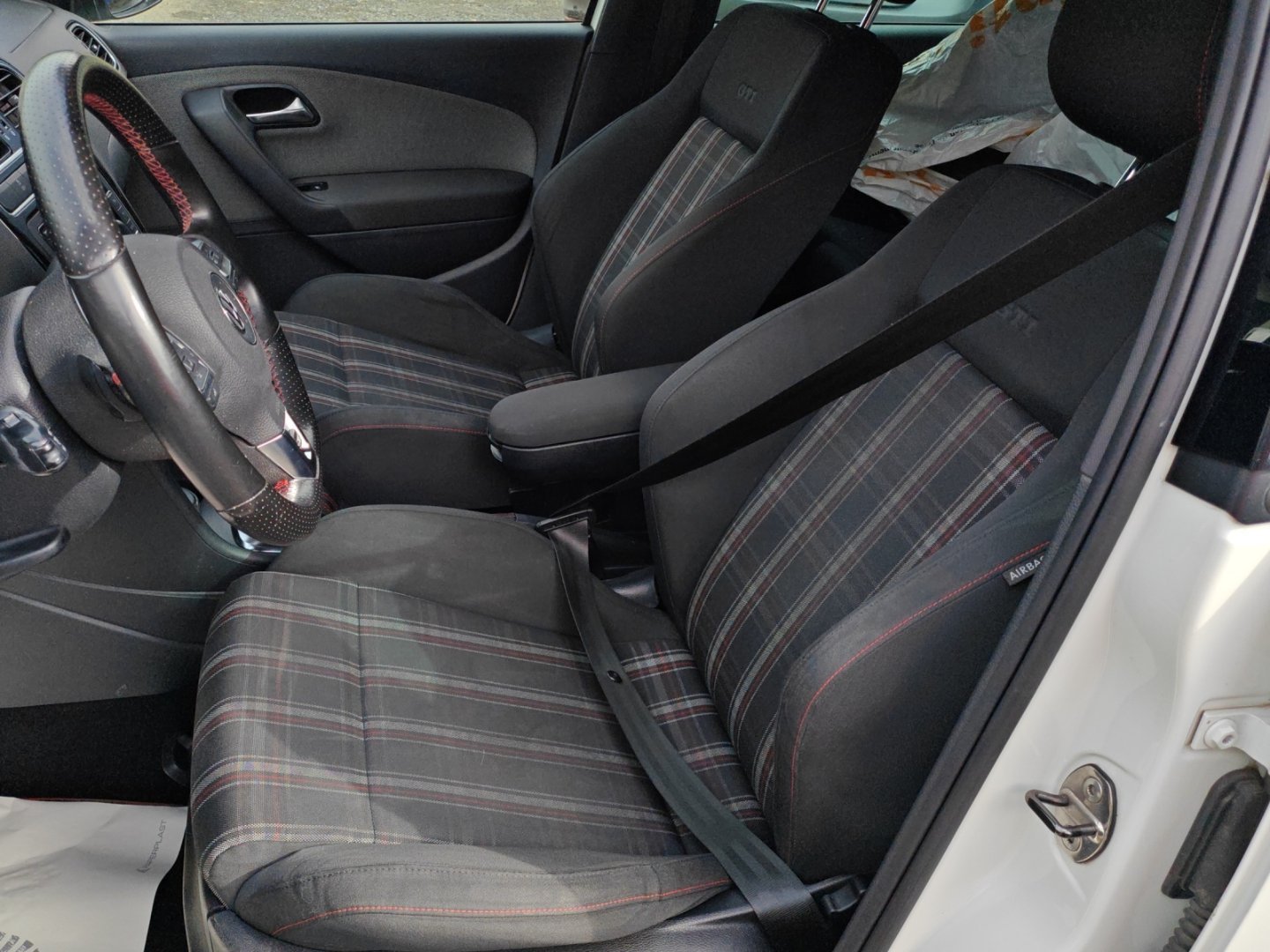 VW Polo 1.4 TSI GTI DSG (Véhicule Suisse · Expertise du jour · Garantie · GPS)-image-11